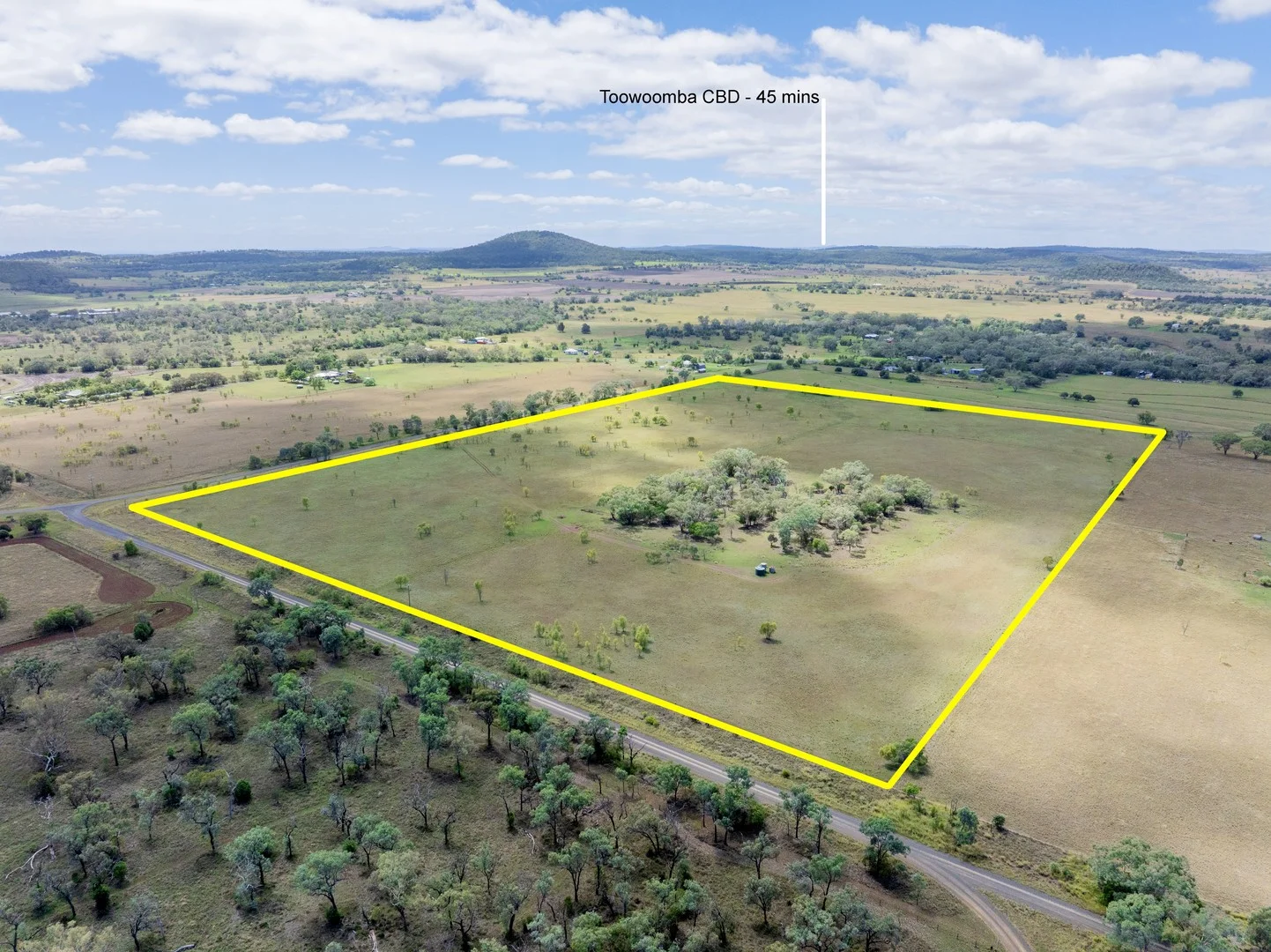 3262 Oakey-Pittsworth Road, Springside QLD 4356