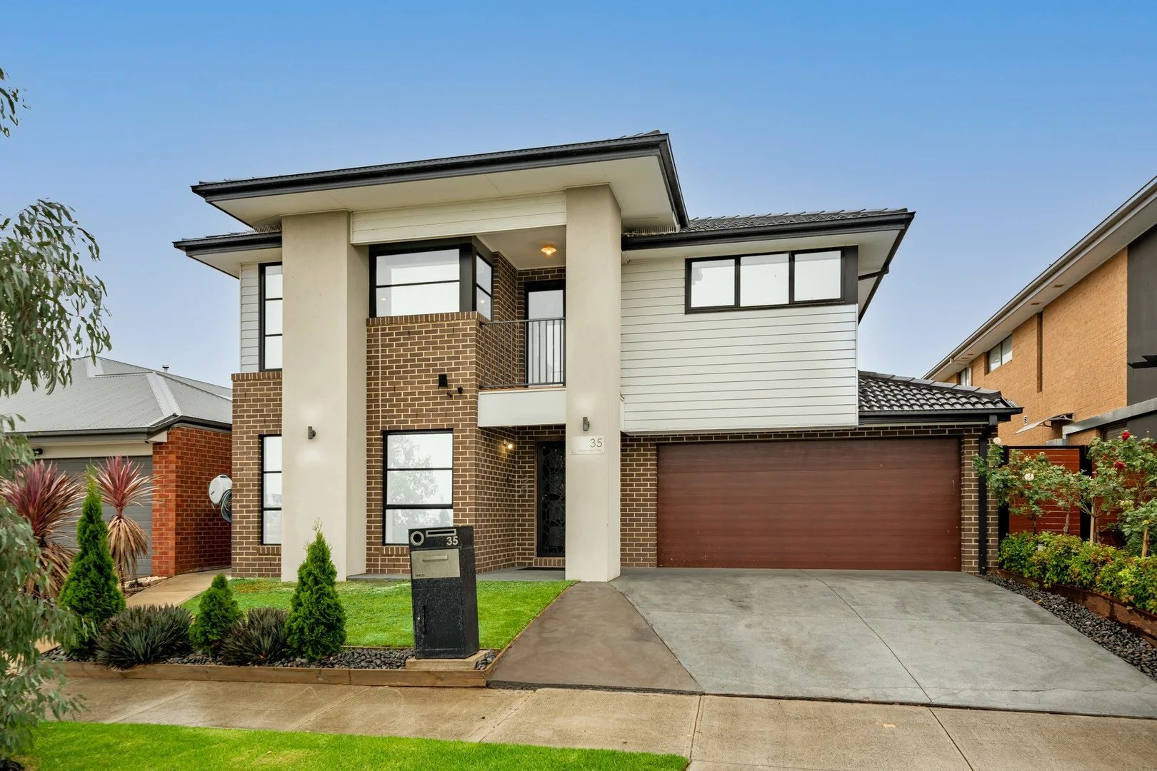 35 Eaglemont Way, Werribee VIC 3030