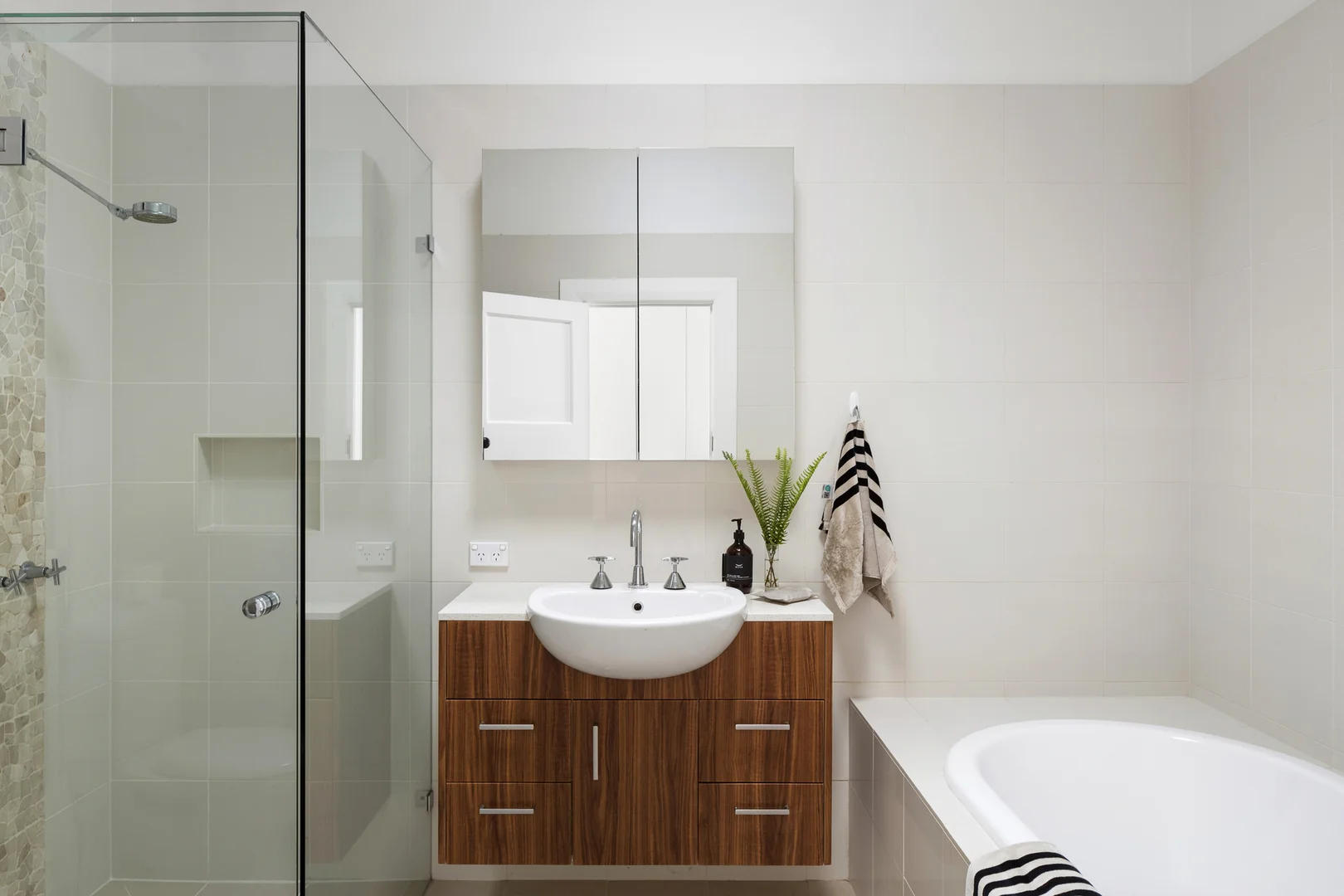 Additional image 14 of 20 Zetland Road, Mont Albert VIC 3127