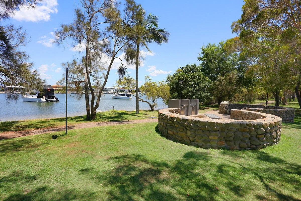 Additional image 34 of 1/27 Eider Avenue, Paradise Point QLD 4216