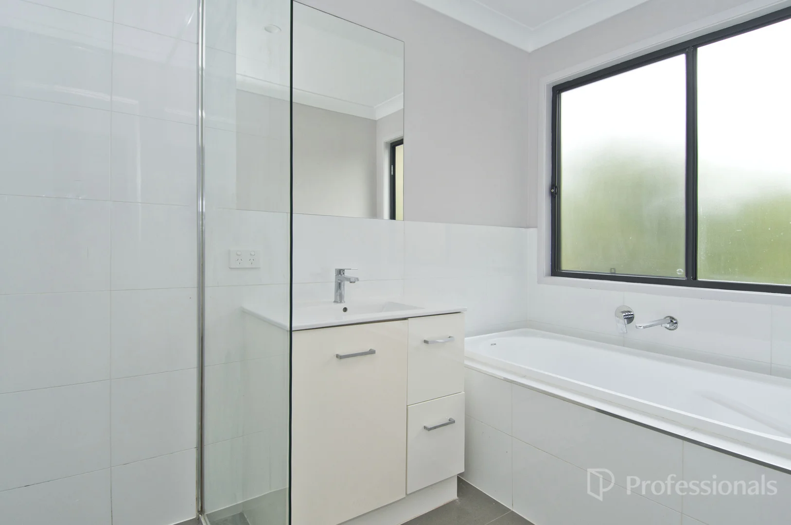 Additional image 12 of 49 Adelaide Street, Kingston QLD 4114