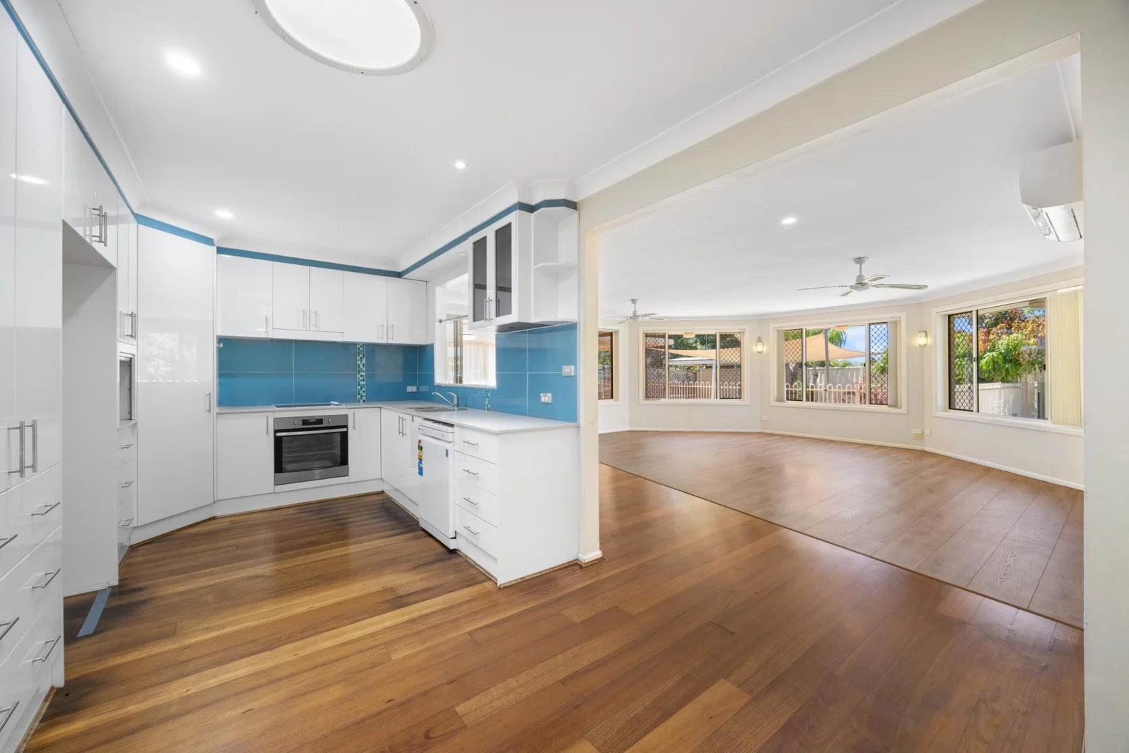 Additional image 4 of 11 Explorers Way, Lake Cathie NSW 2445