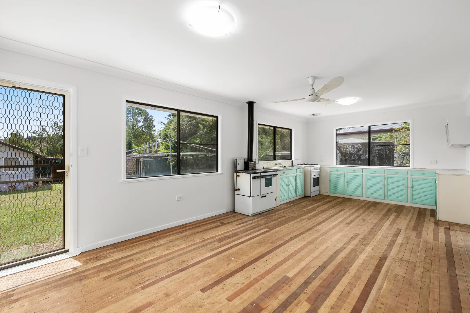 Additional image 4 of 9 Kurrajong Street, Tannymorel QLD 4372