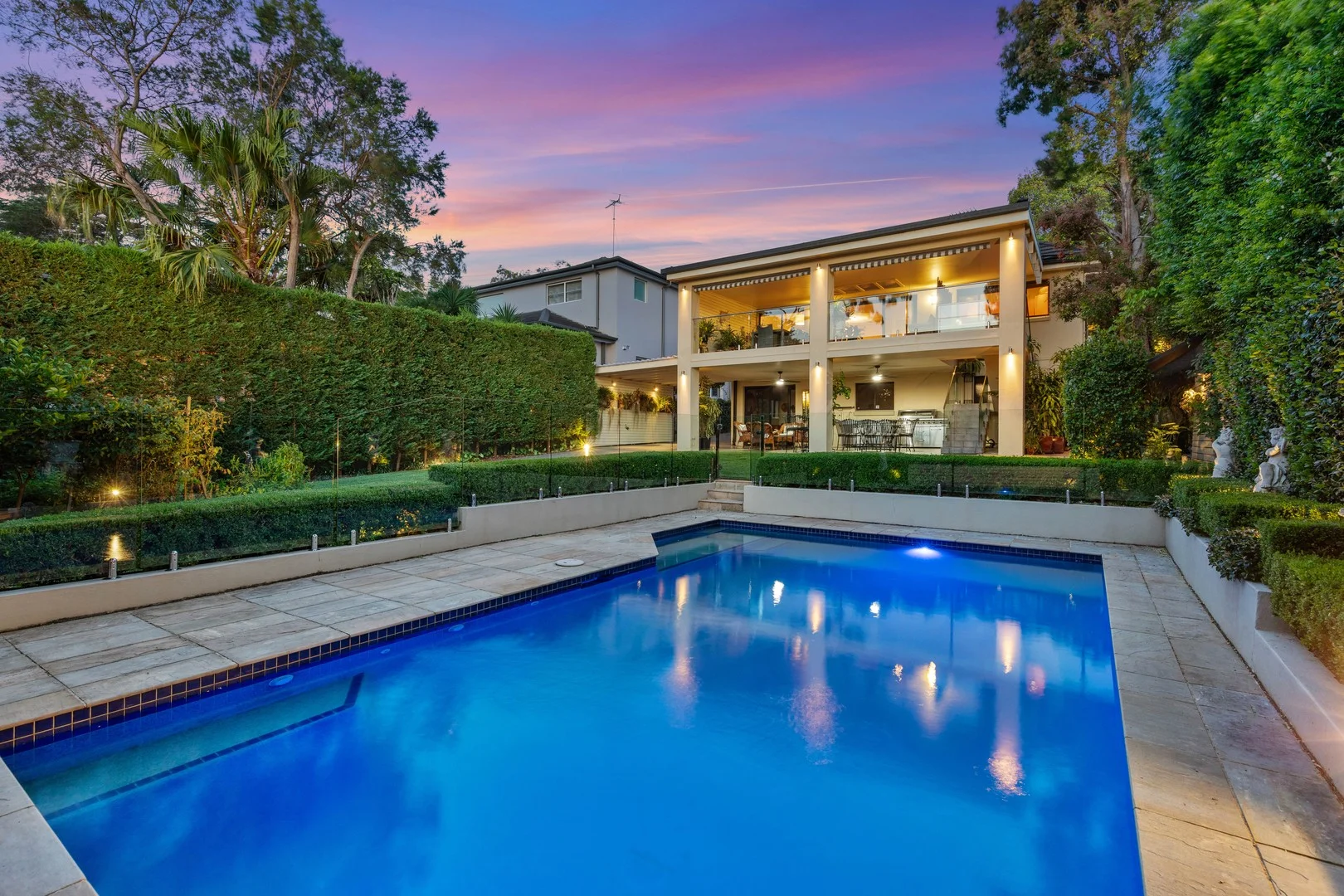 1 Gnarbo Avenue, Carss Park NSW 2221