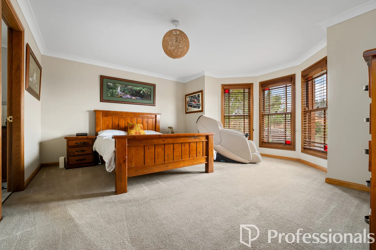 17 Cypress Crescent, Kelso NSW 2795 photo 3