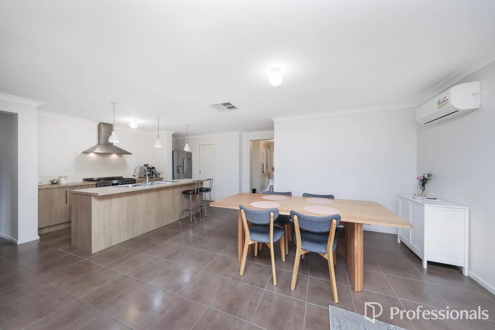 Additional image 2 of 22 Casuarina Court, Harkness VIC 3337