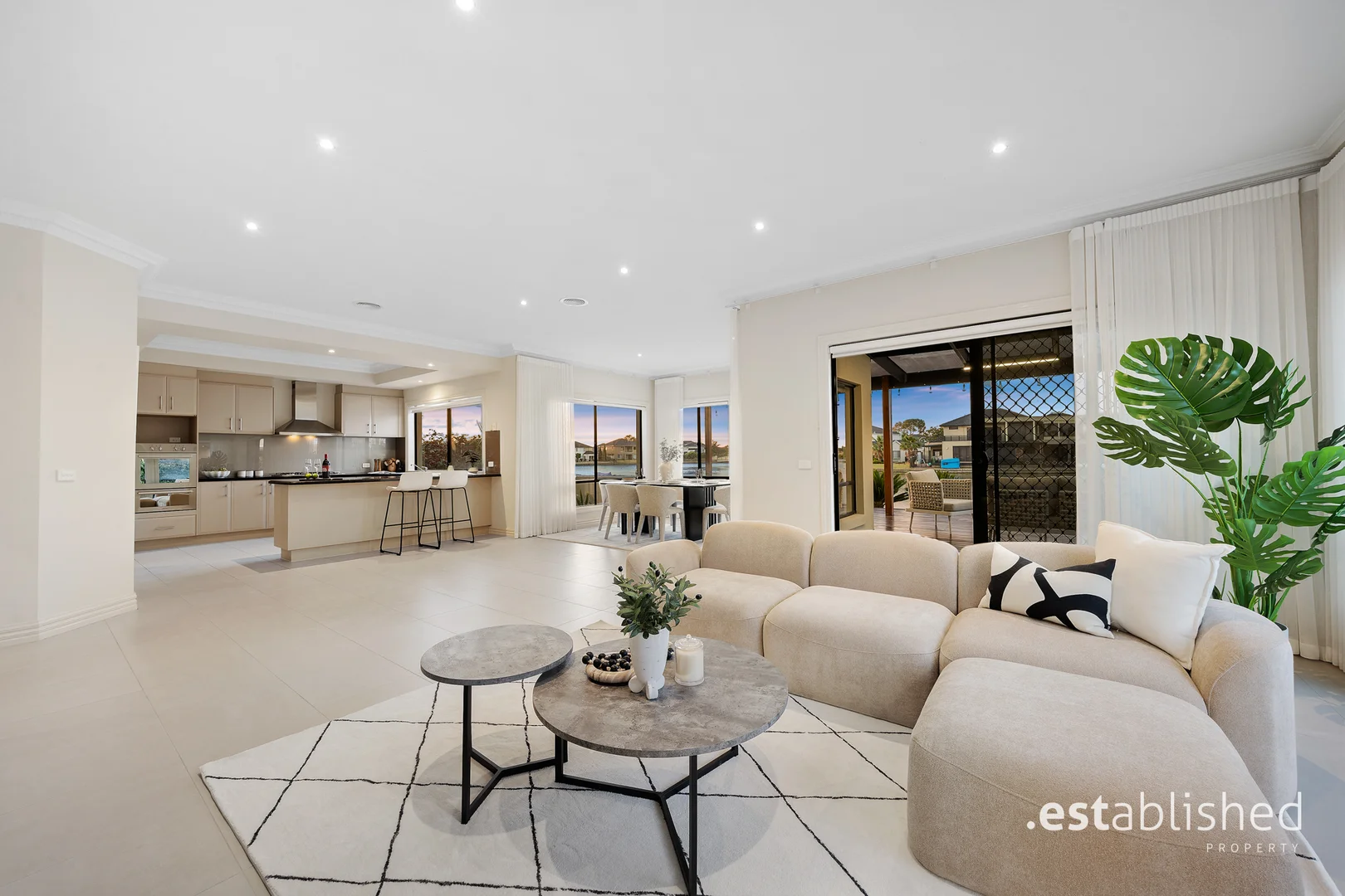 Additional image 11 of 17 Pelican Point Road, Sanctuary Lakes VIC 3030