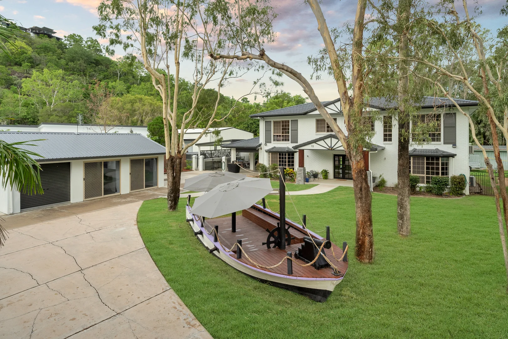 Additional image 2 of 13 Hastings Street, Mount Louisa QLD 4814