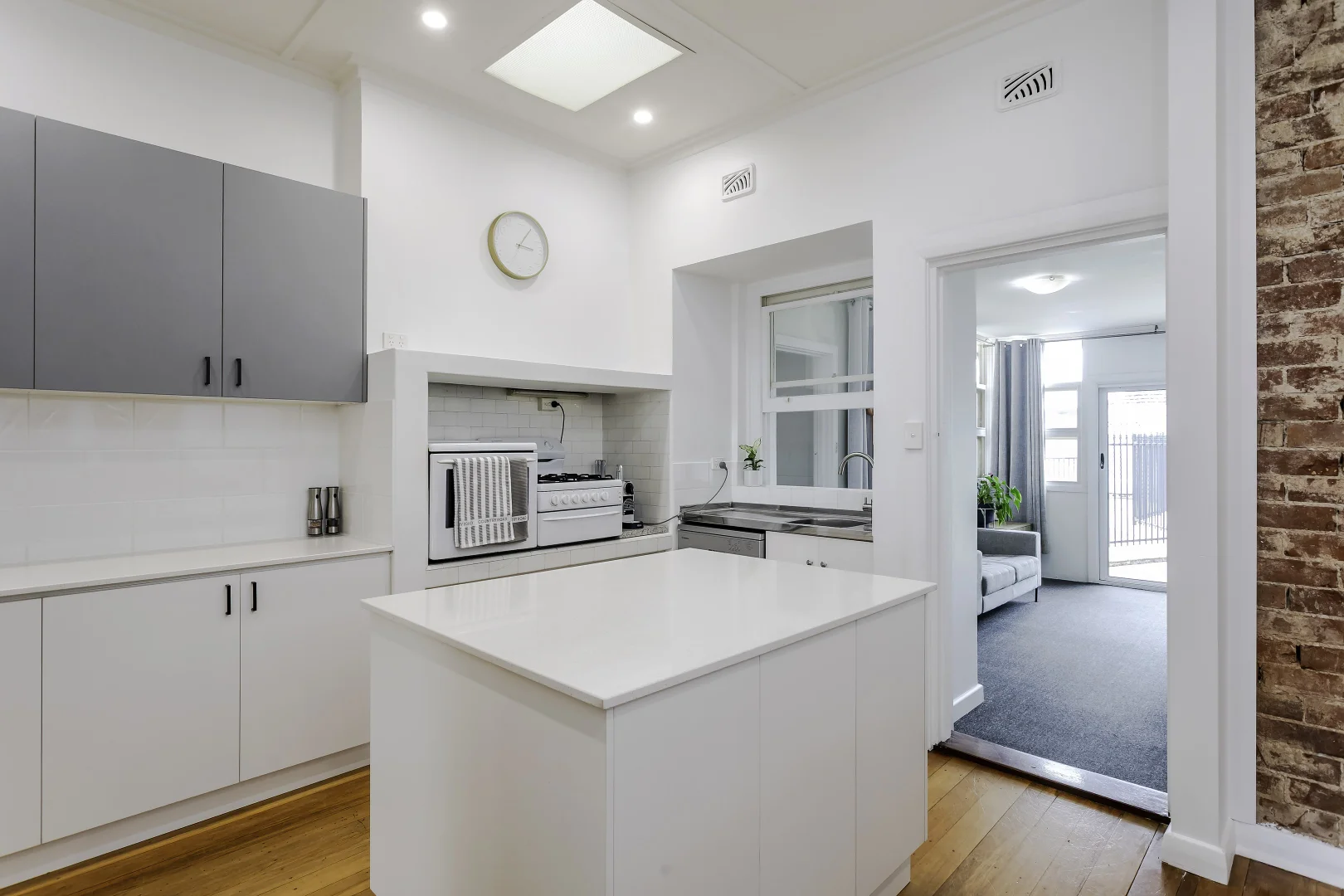 Additional image 17 of 8 Fairweather Avenue, Woodville South SA 5011