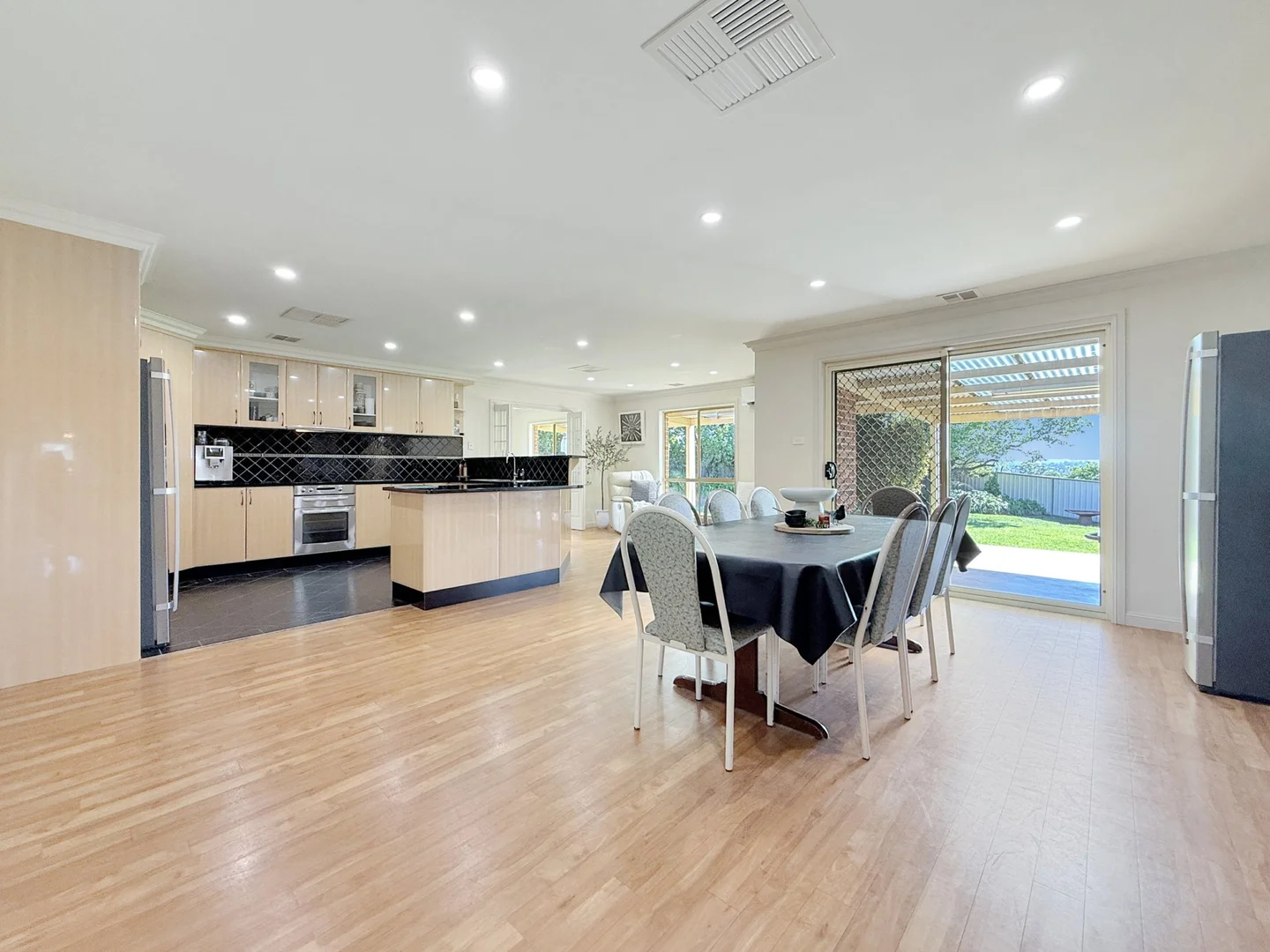 Additional image 10 of 6 Scott Place, Young NSW 2594