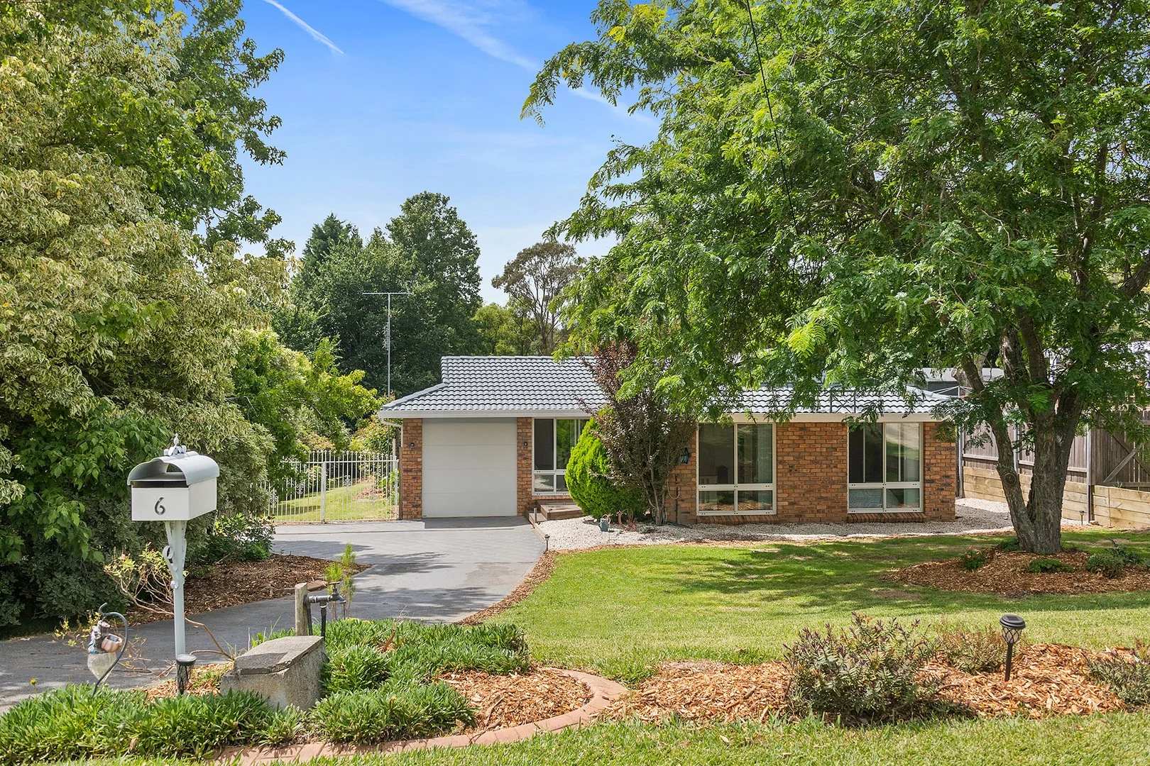 6 Kennedy Close, Moss Vale NSW 2577