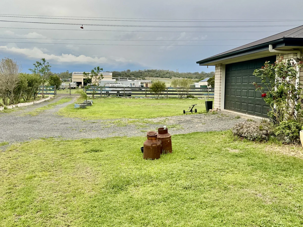 Additional image 3 of 27 Earl Street, Jondaryan QLD 4403