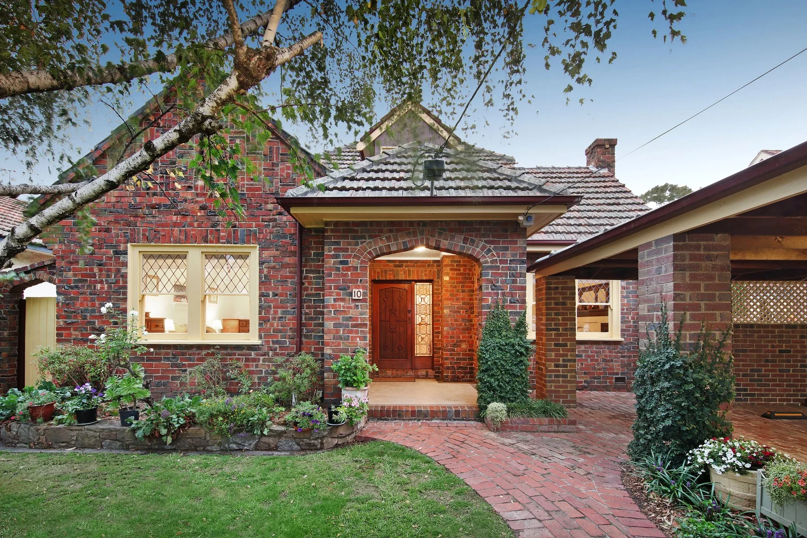 10 Foch Street, Ormond VIC 3204