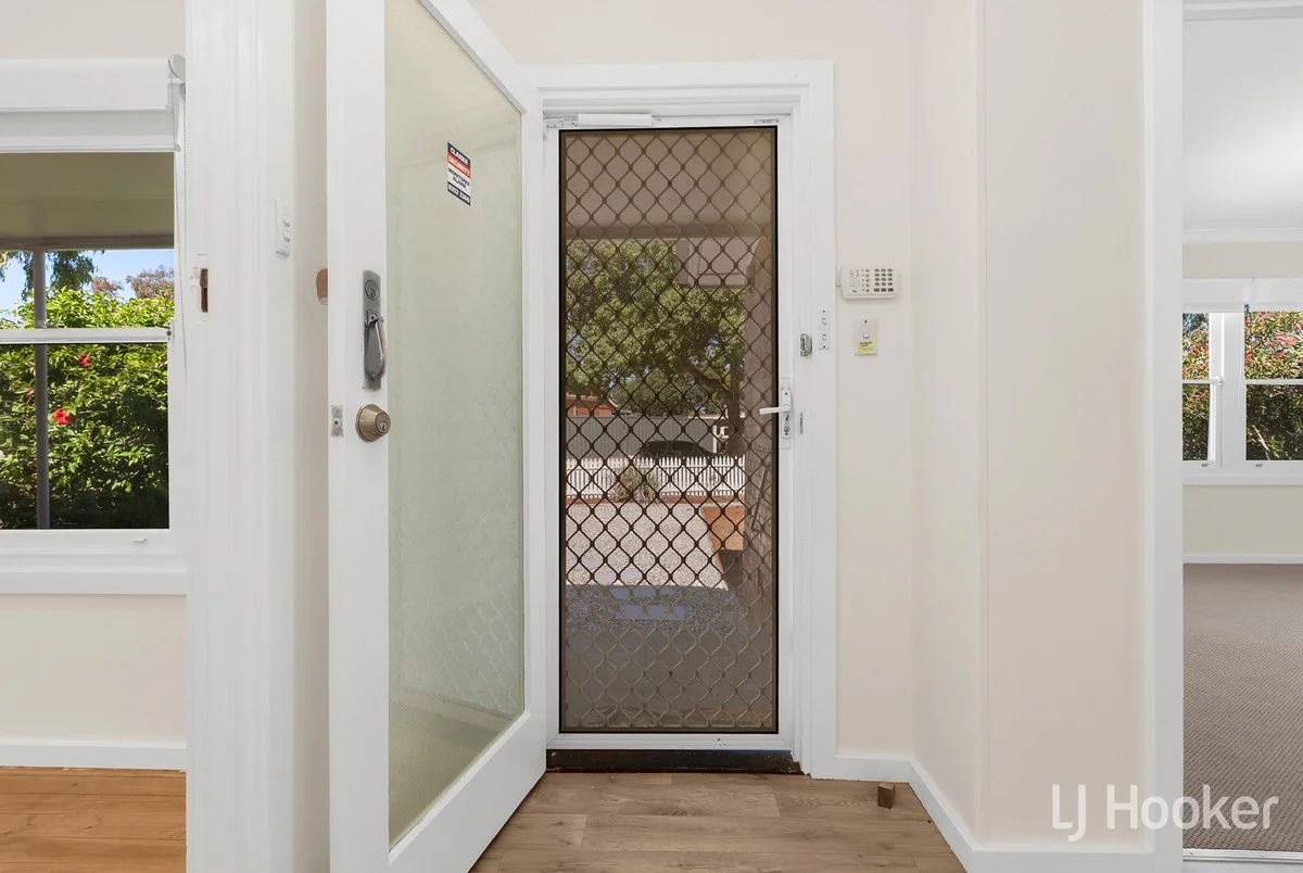 46 Bloomfield Crescent, Elizabeth Downs SA 5113