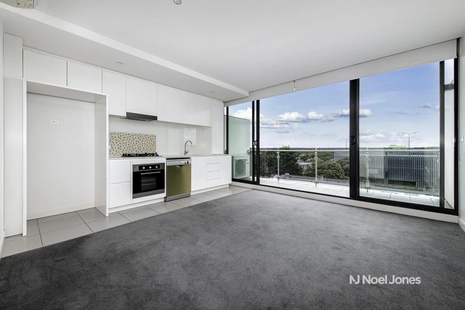 305/8 Ellingworth Parade, Box Hill VIC 3128