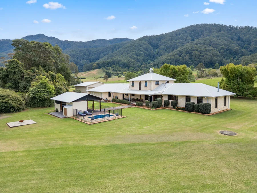 469 Crossmaglen Road, Bonville NSW 2450