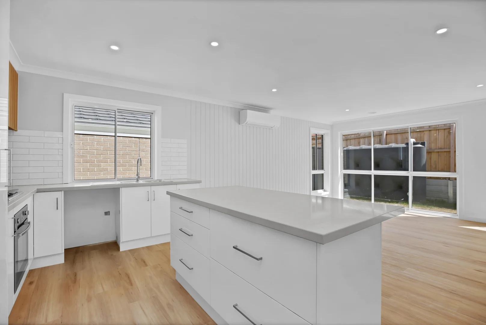 Additional image 4 of 2, 3, 4 & 5/20 Garfield Road, Garfield VIC 3814