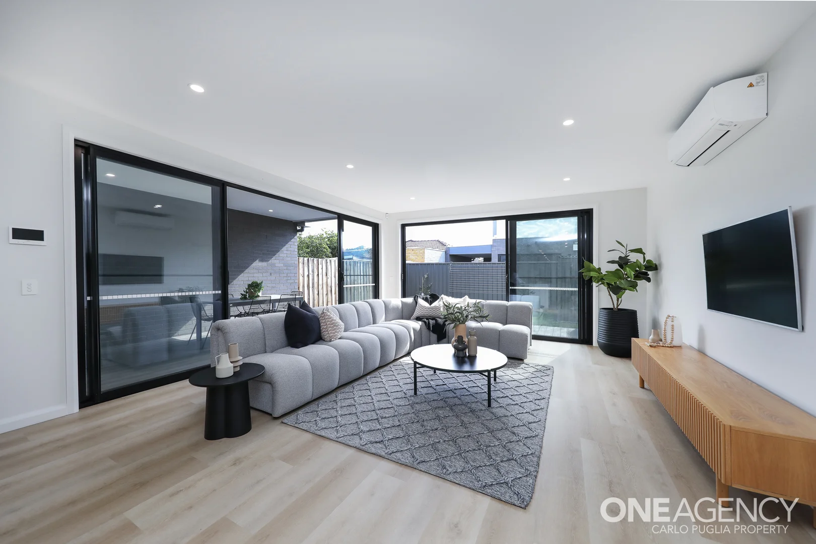 Additional image 9 of 9A & 9B Holehouse Street, Sunshine North VIC 3020