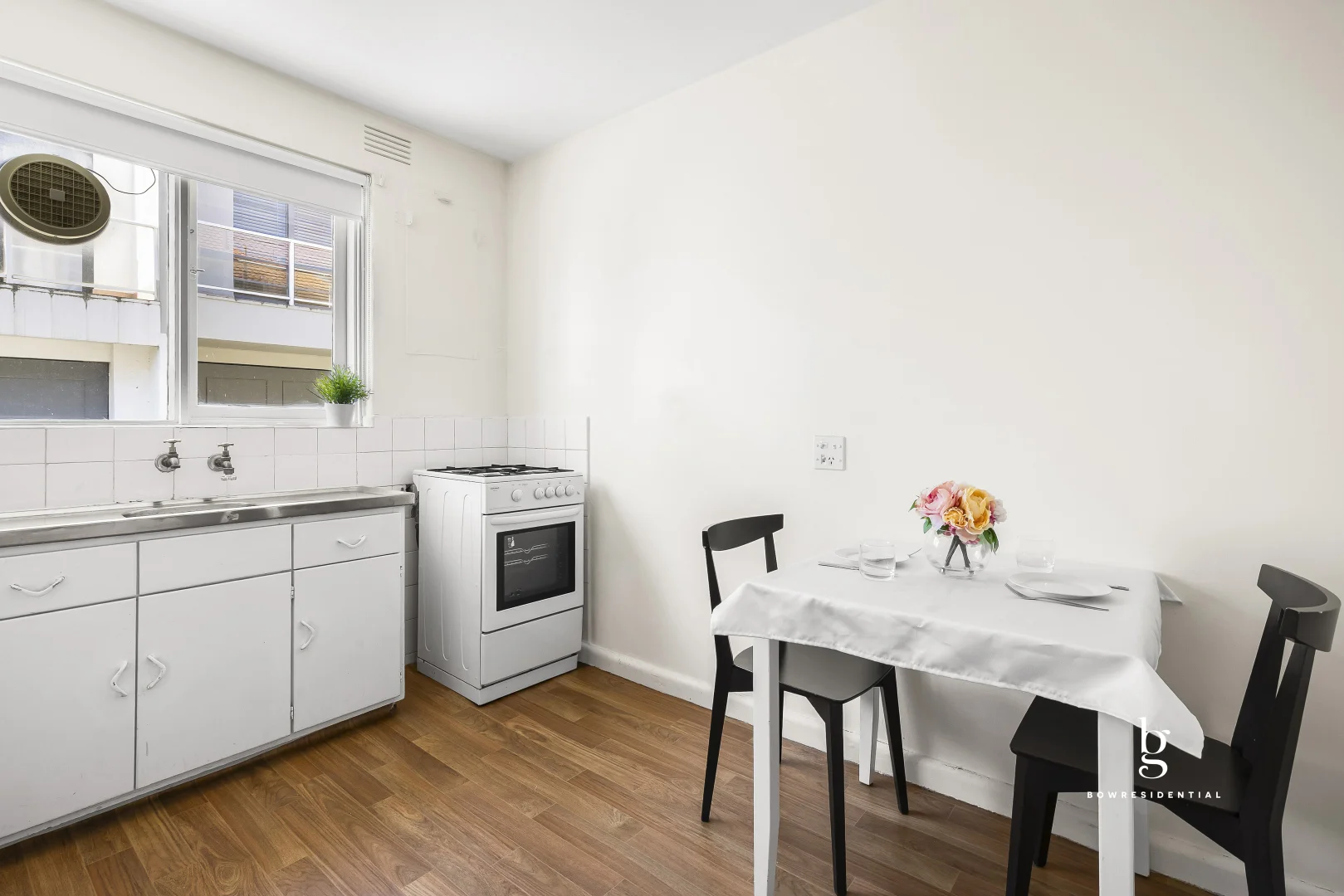 Additional image 8 of 2/13A Lewisham Road, Windsor VIC 3181