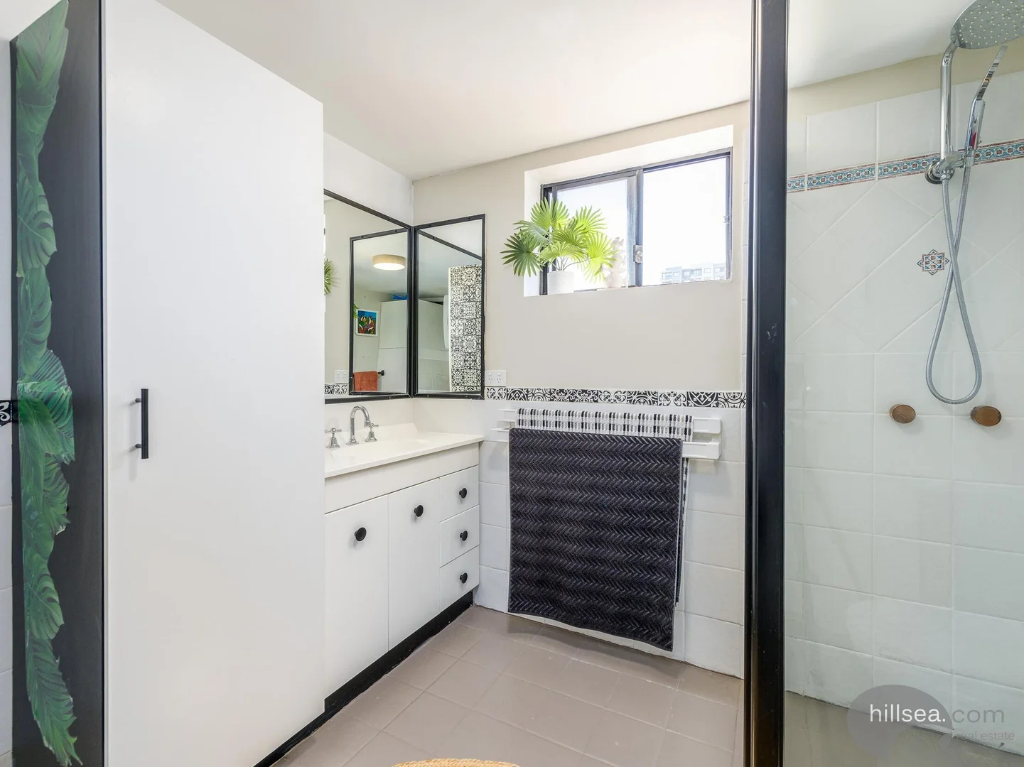 Additional image 6 of 15/10-12 Bath Street, Labrador QLD 4215