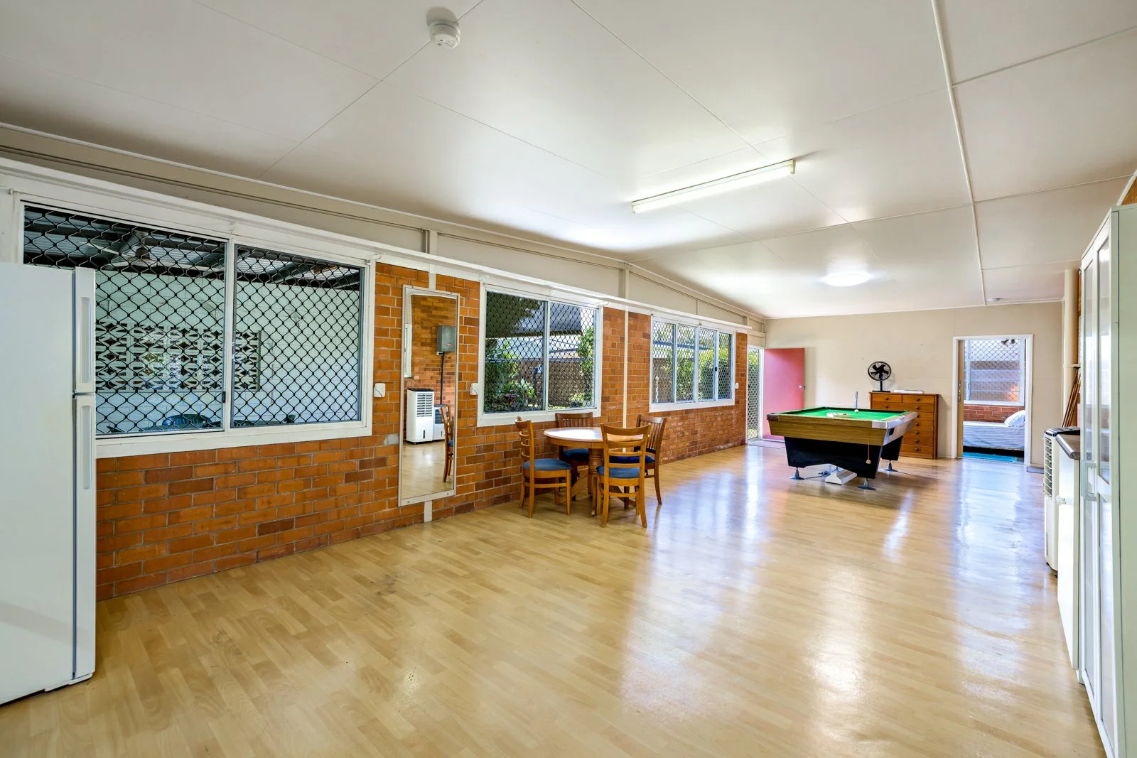 Additional image 4 of 279 Aumuller Street, Westcourt QLD 4870