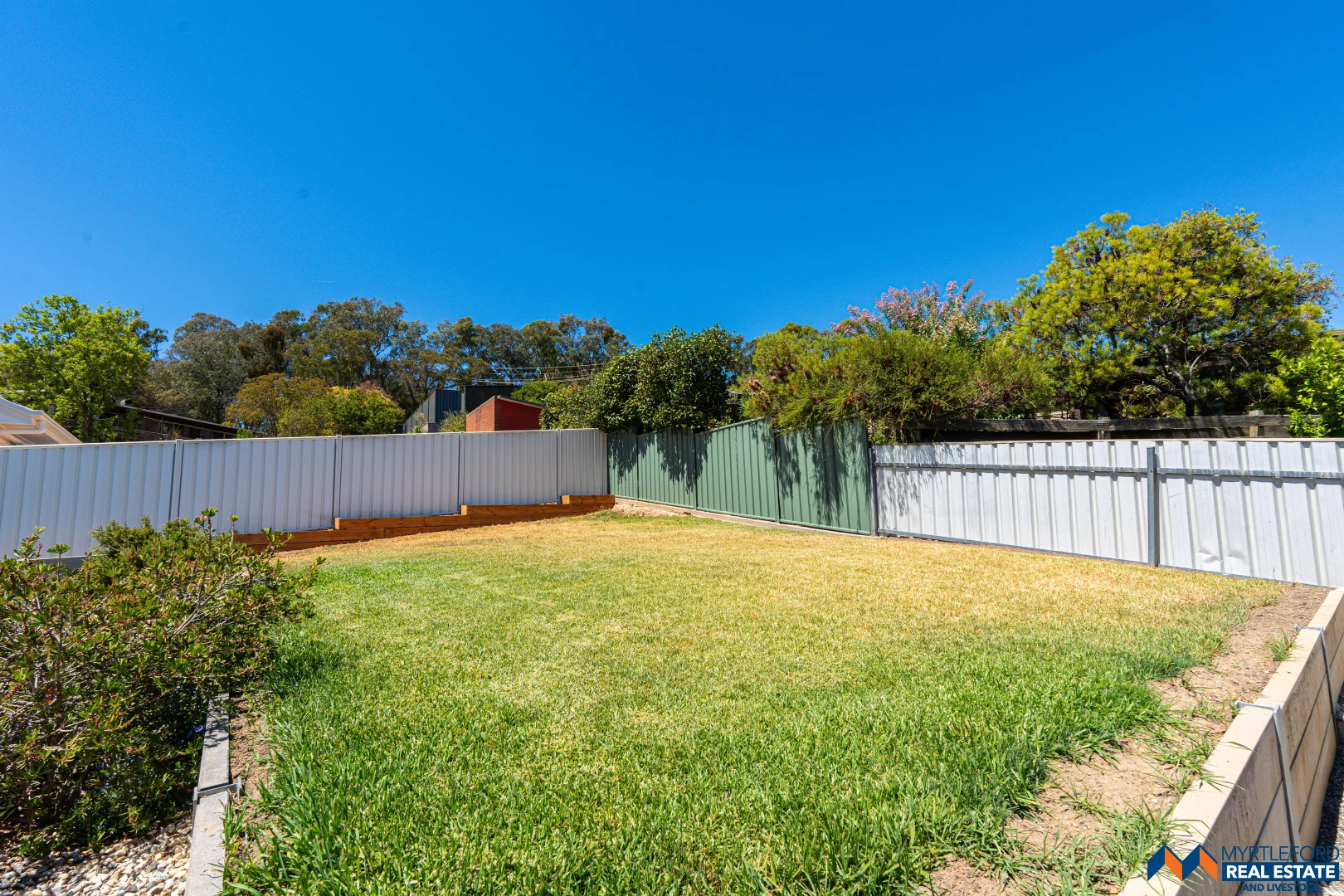Additional image 30 of 4 Washington Parade, Myrtleford VIC 3737
