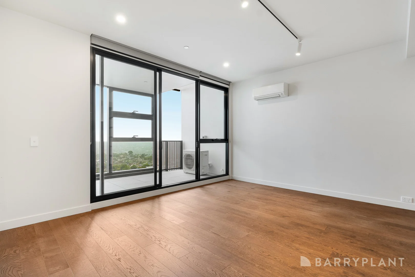 Additional image 4 of 901/642 Doncaster Road, Doncaster VIC 3108