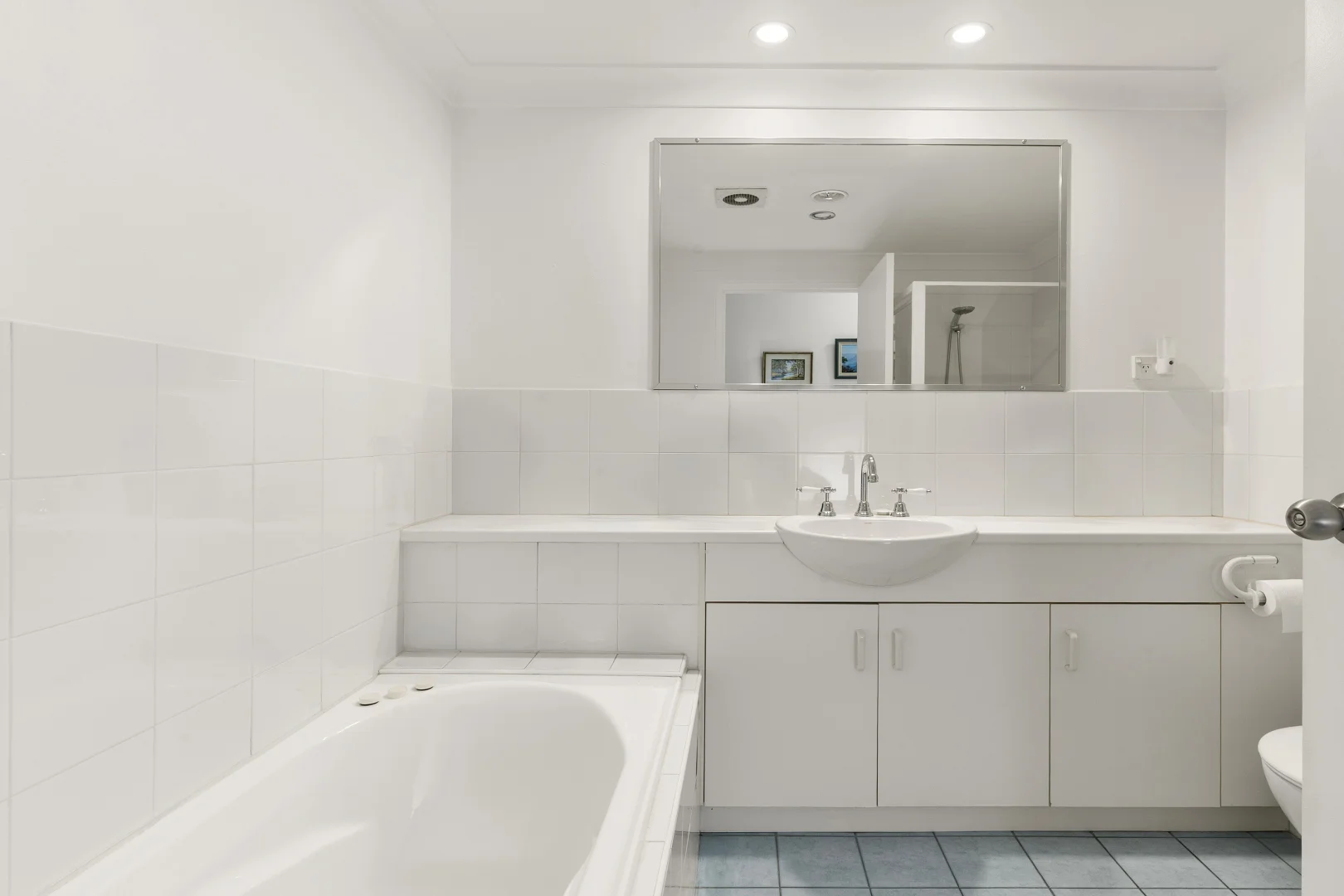 Additional image 8 of 4/2-4 Central Road, Miranda NSW 2228