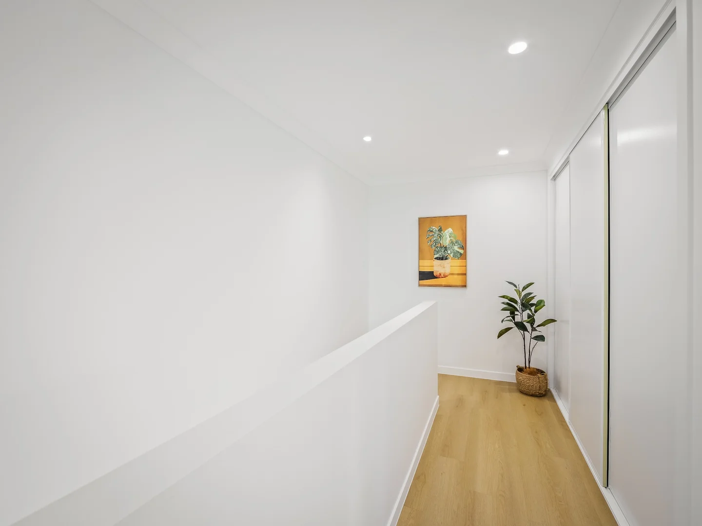 Additional image 12 of 2/111 Pohlman Street, Southport QLD 4215