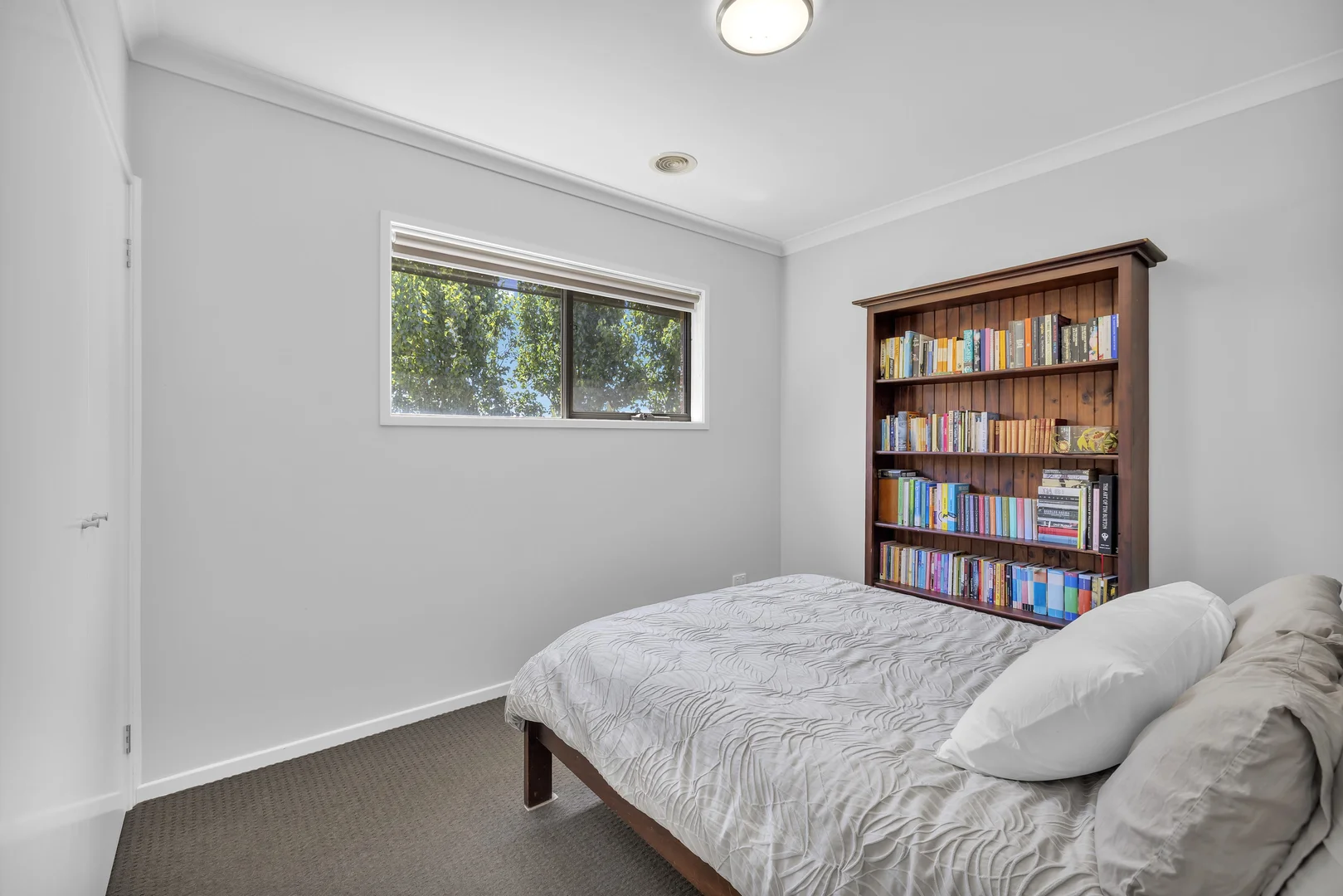 Additional image 8 of 5 Warwick Way, Drouin VIC 3818