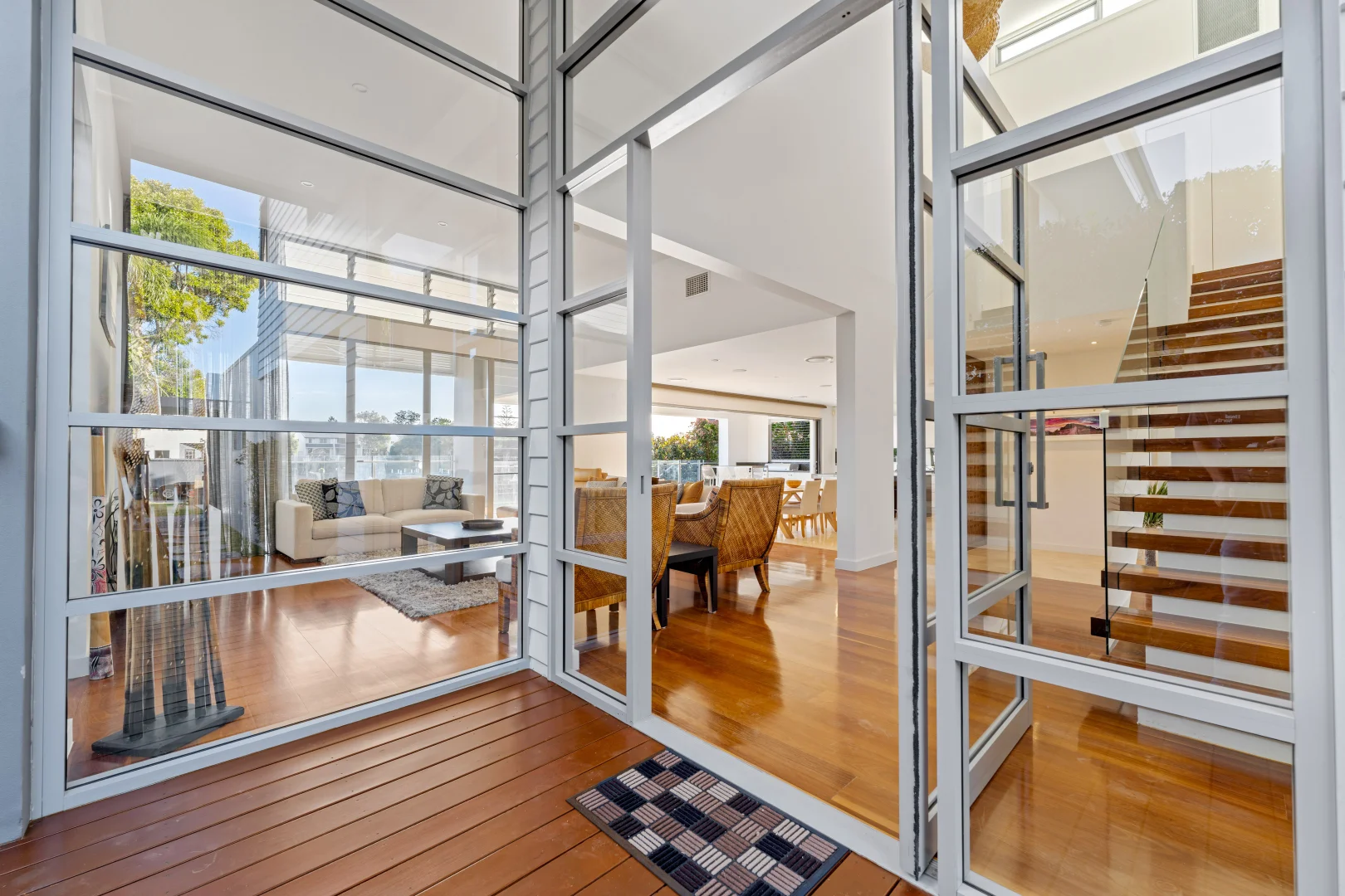 Additional image 11 of 41 Conifer Crescent, Broadbeach Waters QLD 4218