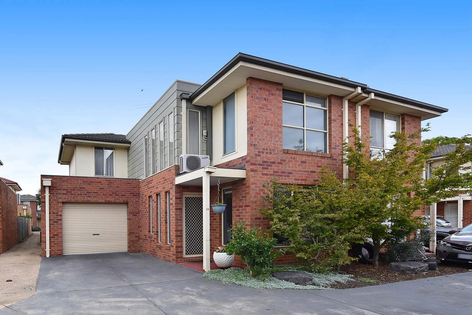 18/90 Edgars Road, Thomastown VIC 3074