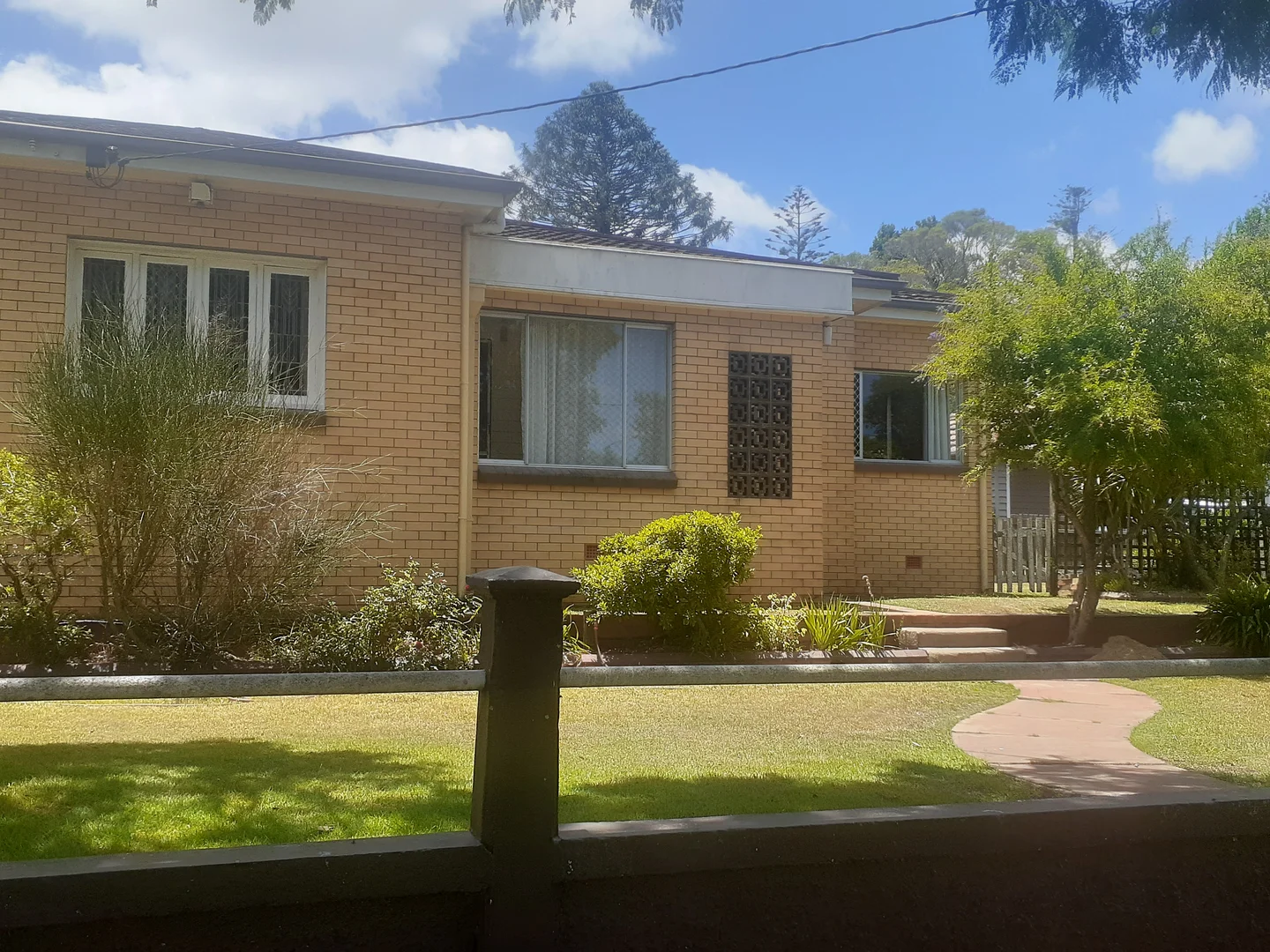 Additional image 10 of 11A Rhyde Street, Mount Lofty QLD 4350