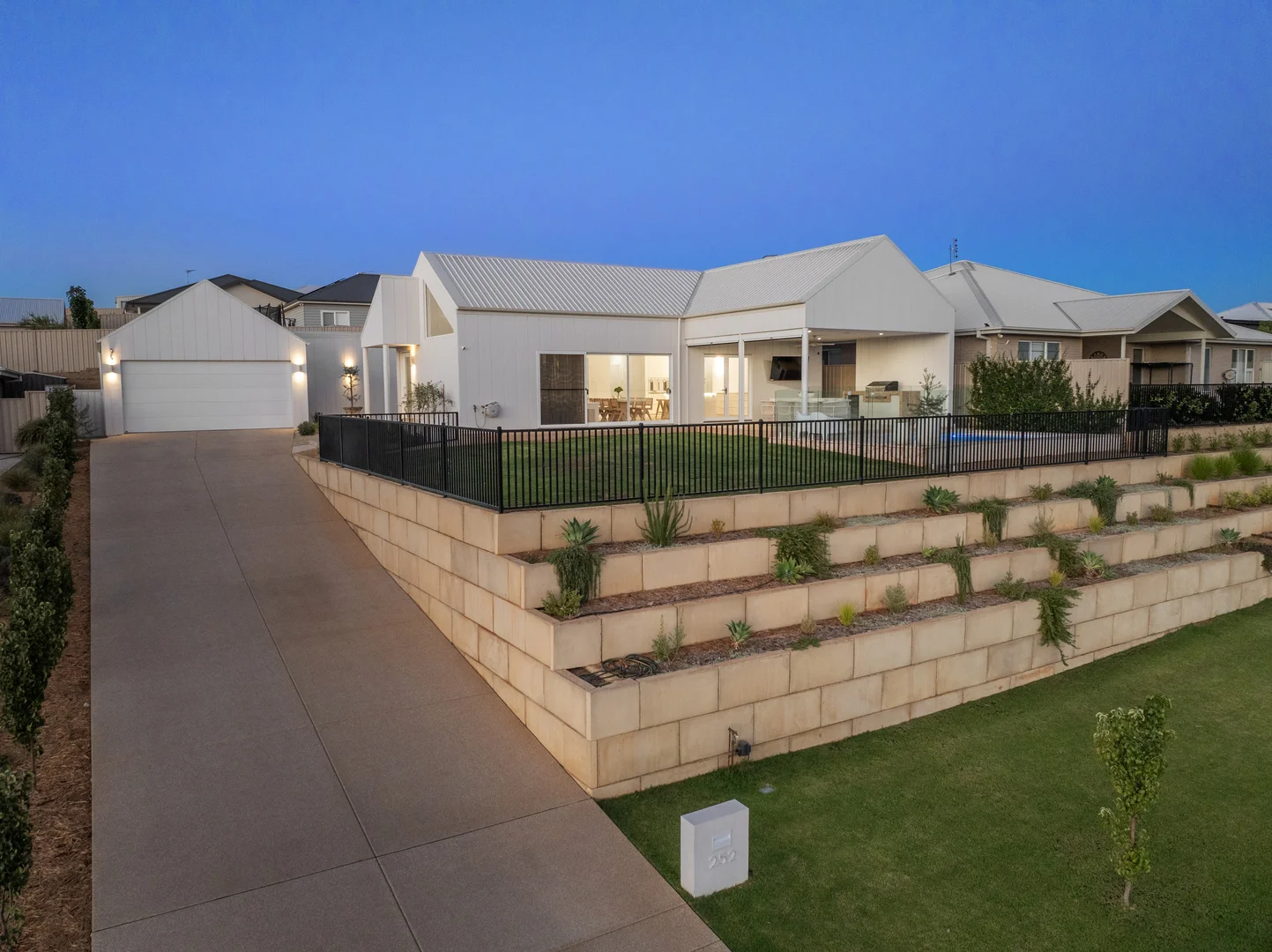 Additional image 3 of 252 Muttama Parade, Gobbagombalin NSW 2650