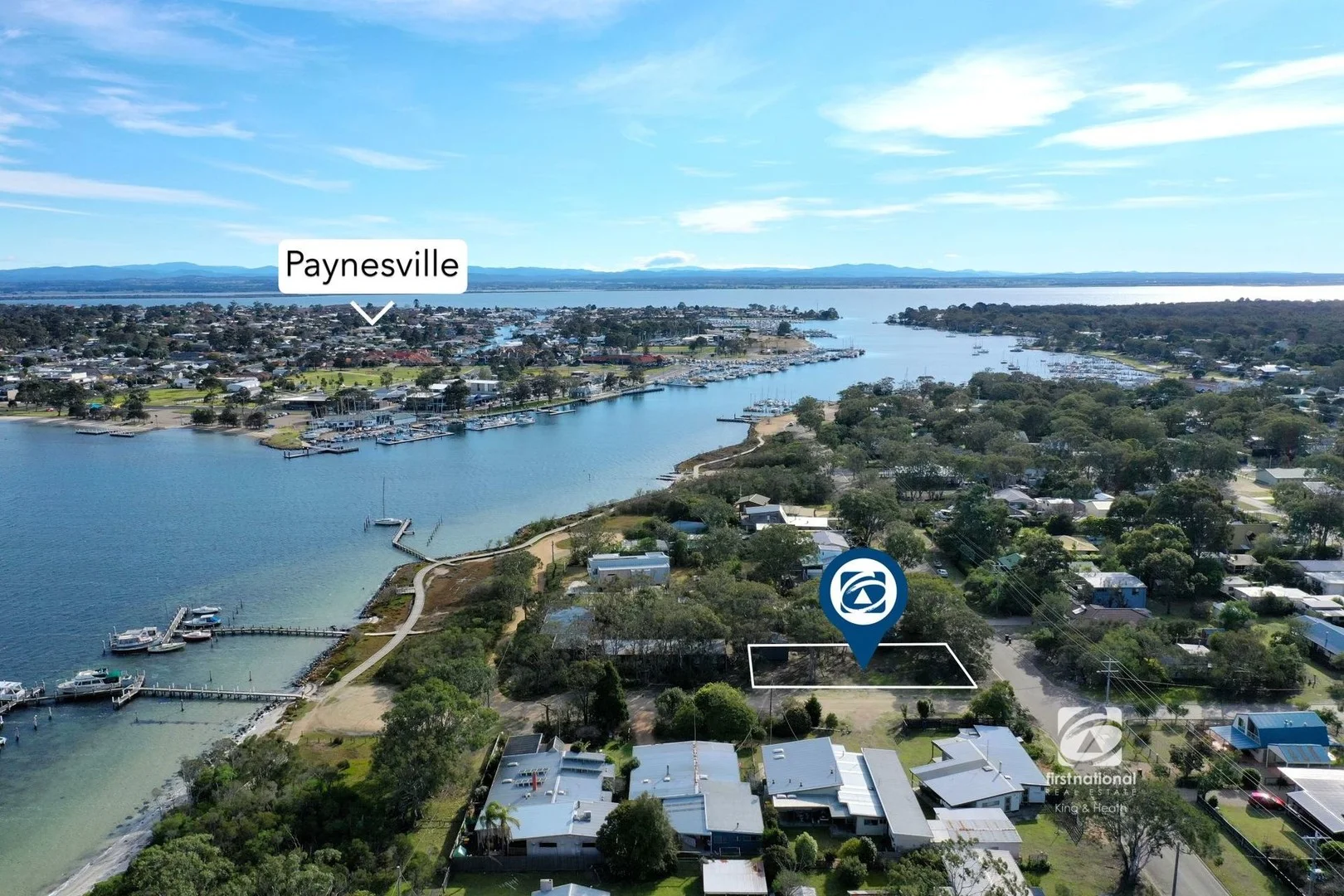 30 Fourth Avenue, Raymond Island VIC 3880