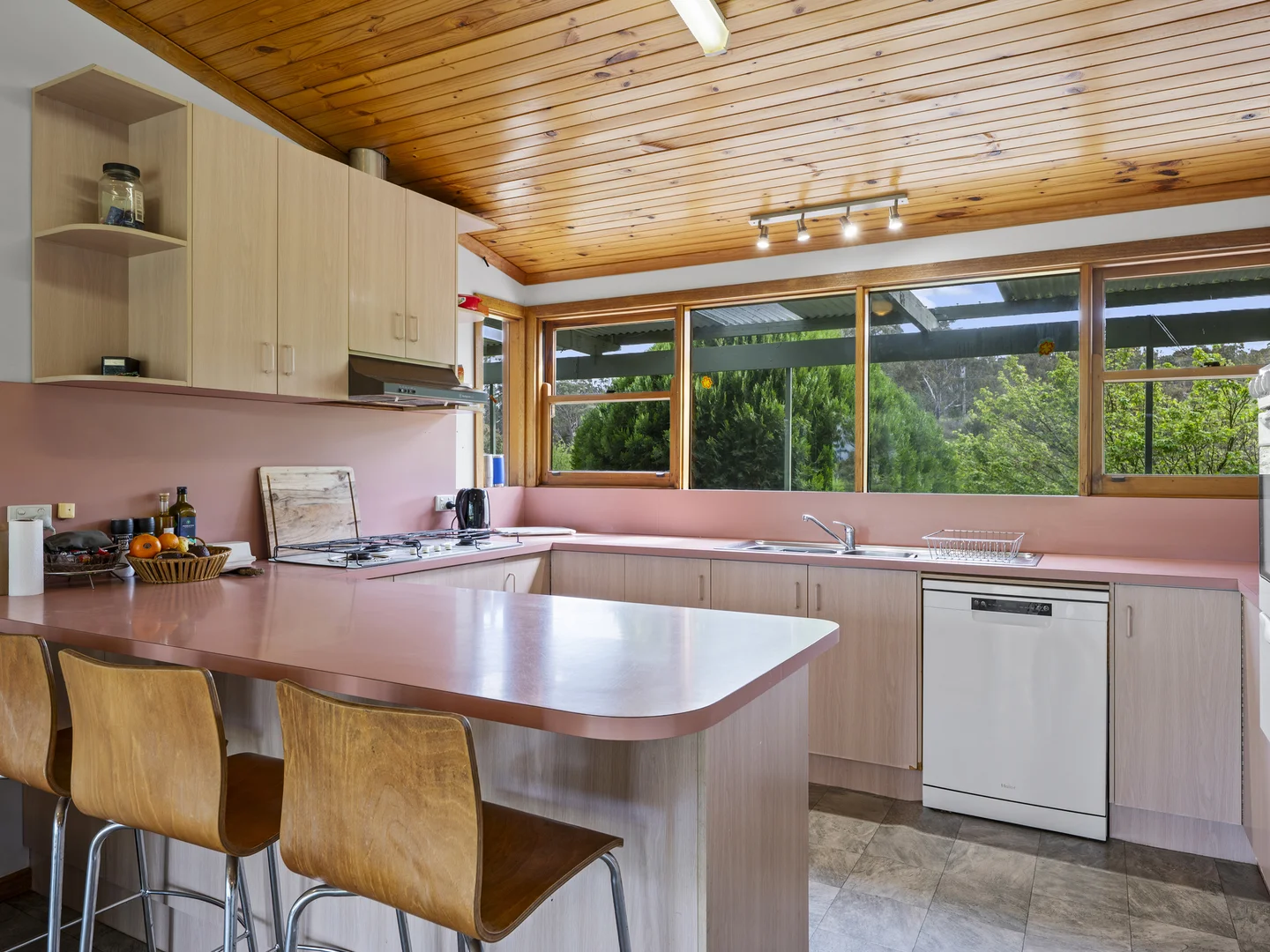 Additional image 6 of 560 Old Tolmie Road, Mansfield VIC 3722