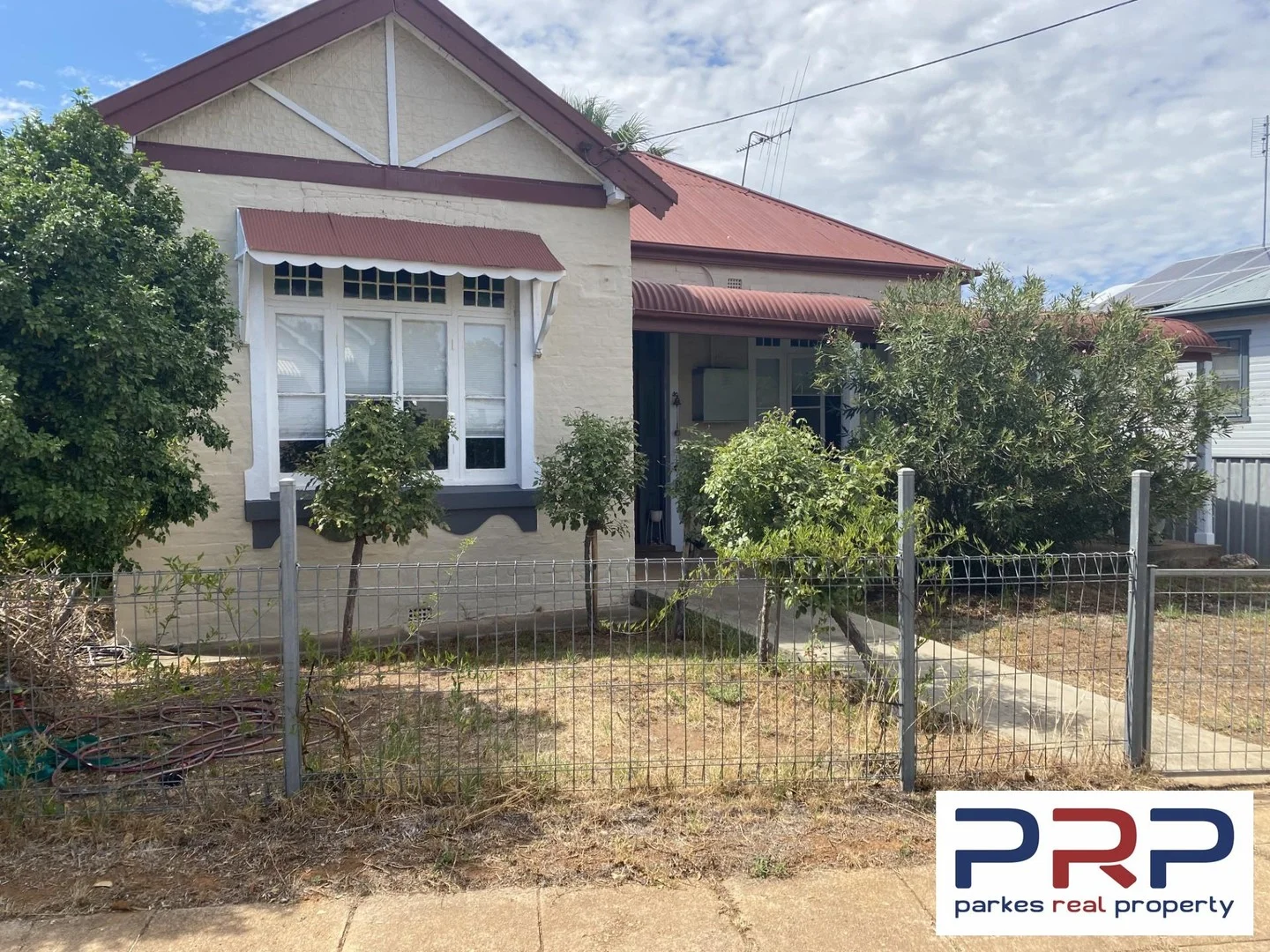 9 Close Street, Parkes NSW 2870