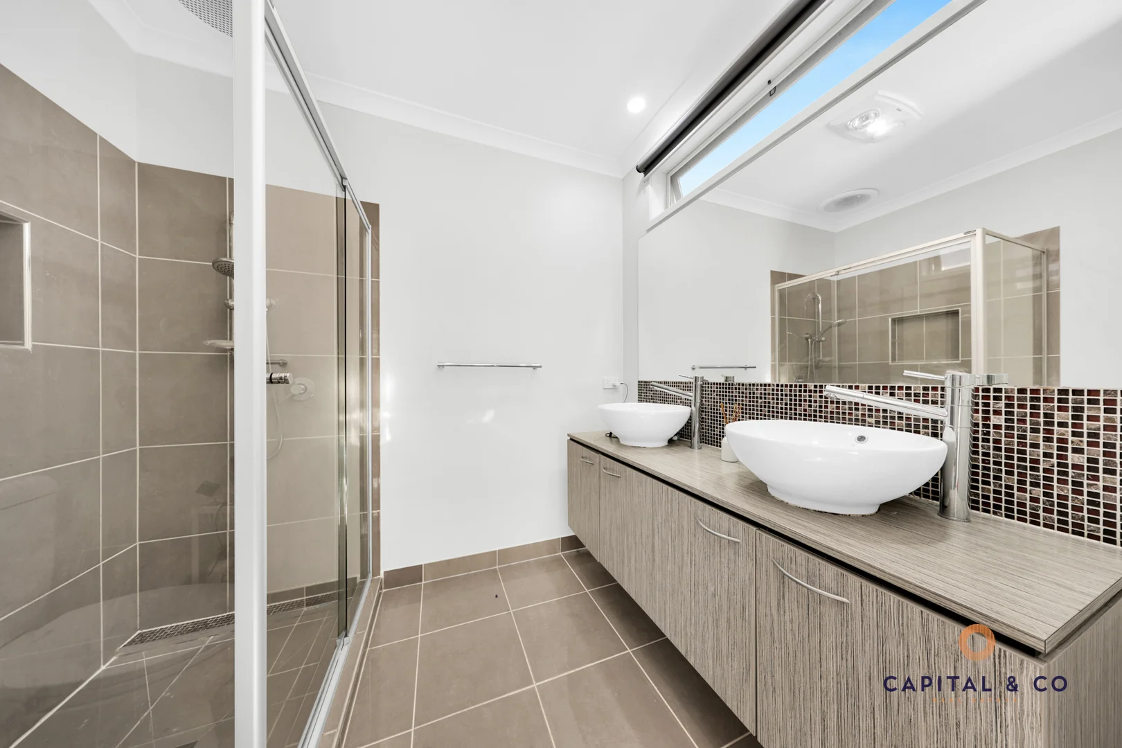 Additional image 4 of 33 Oakgrove Drive, Craigieburn VIC 3064