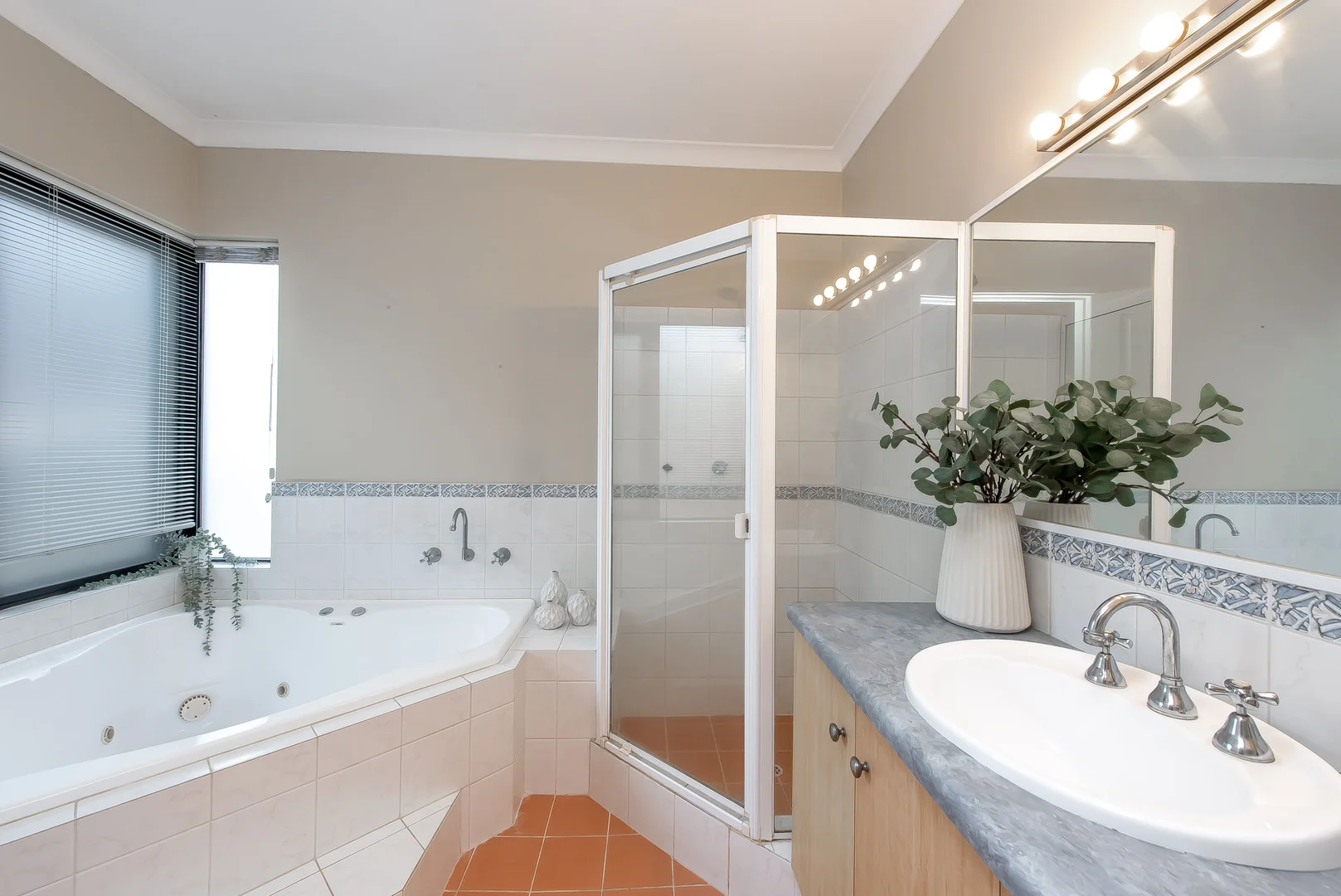 Additional image 9 of 1/16 Kinsella Street, Joondanna WA 6060