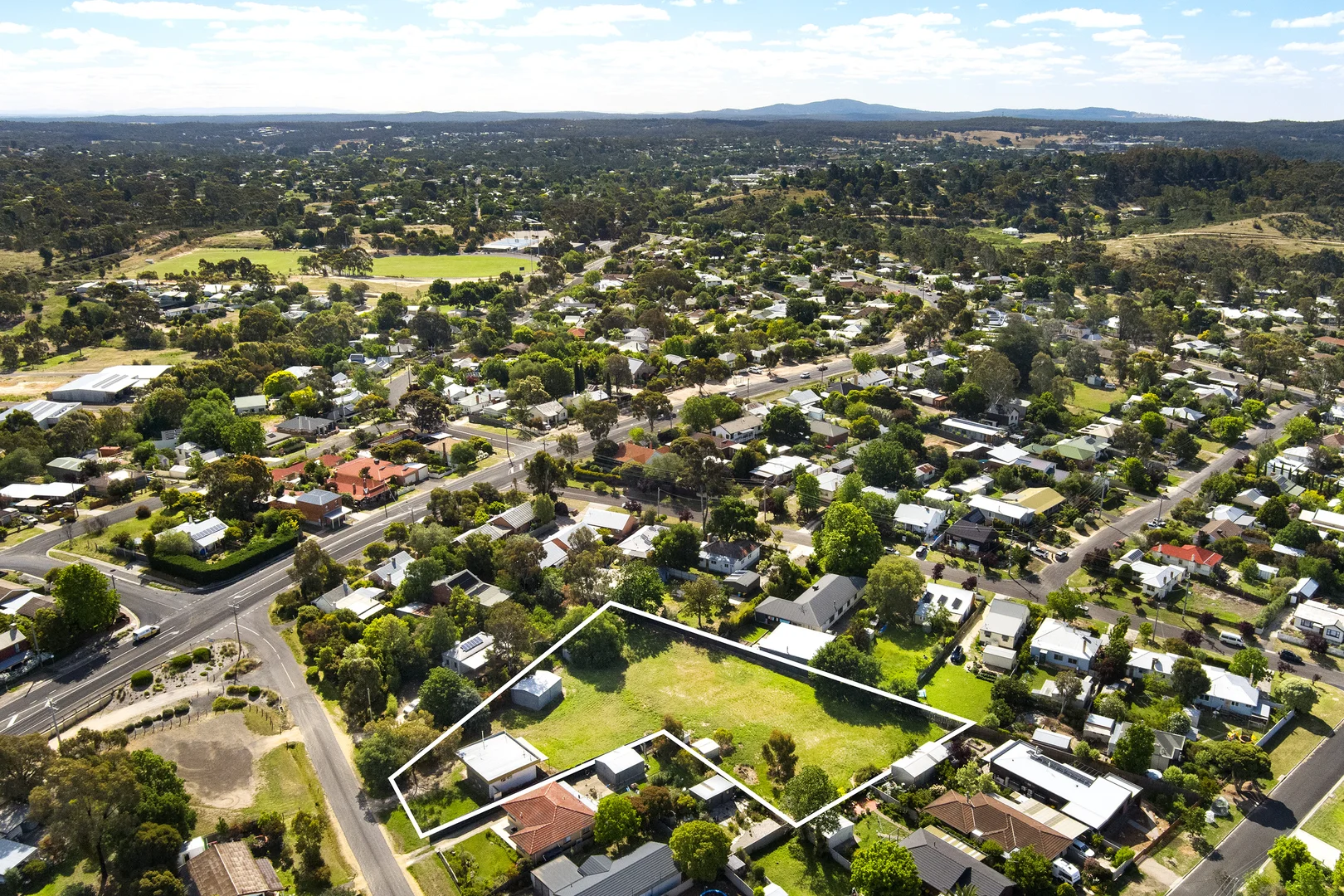 Additional image 12 of 1 Wallace Street, Castlemaine VIC 3450
