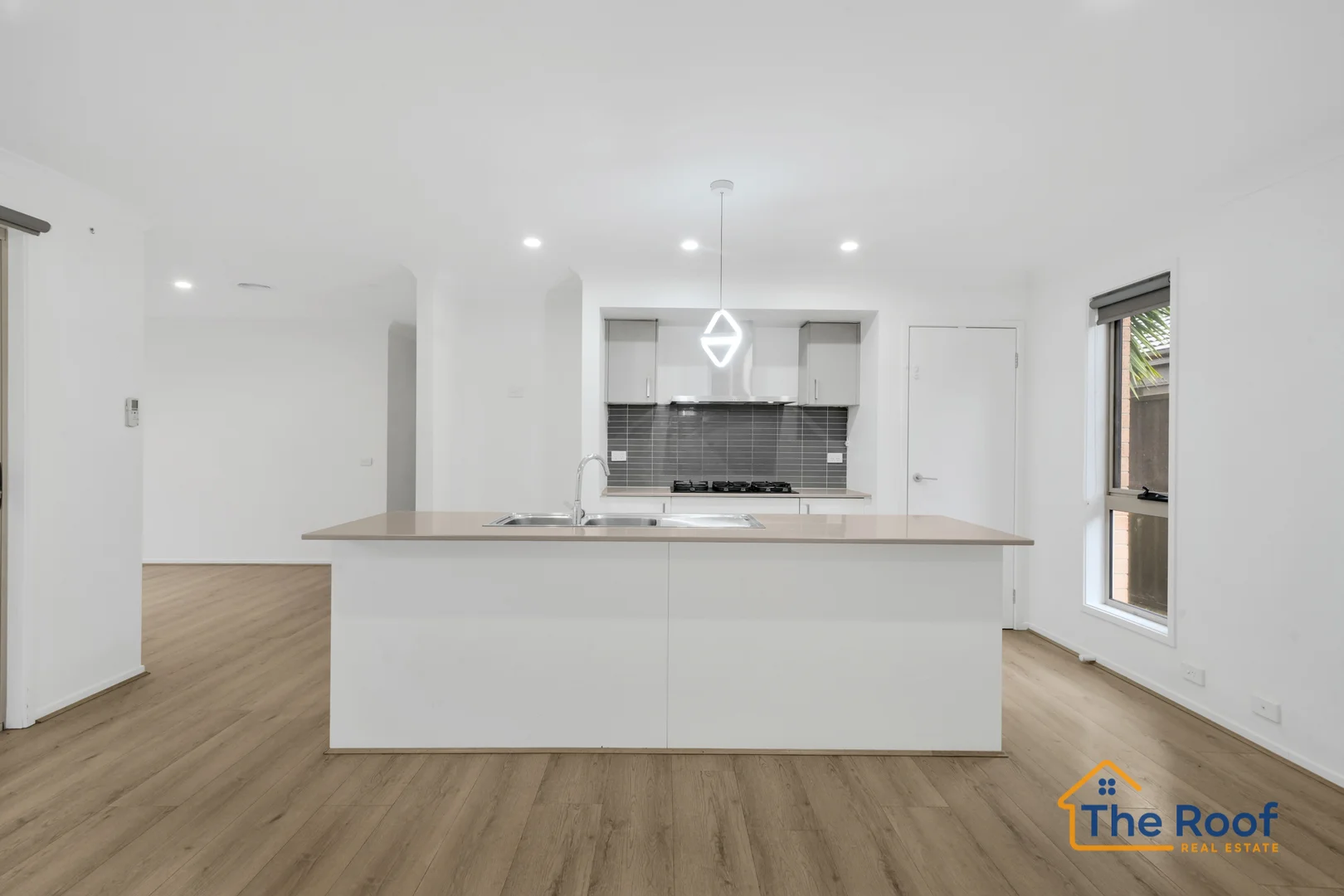 Additional image 6 of 18 Diamond Parade, Cobblebank VIC 3338