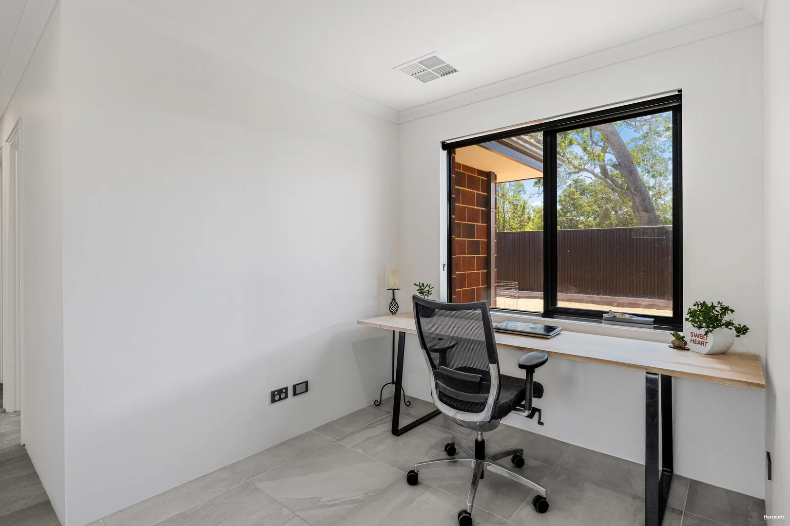 Additional image 23 of 21 Edmonton Parade, Bushmead WA 6055