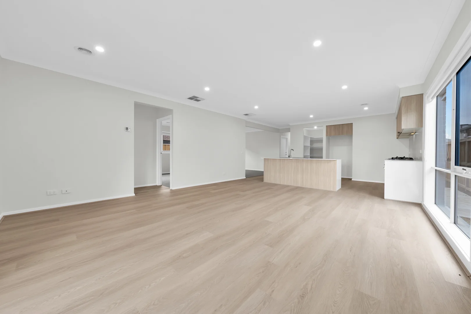 Additional image 4 of 20 Birmingham Road, Cranbourne East VIC 3977