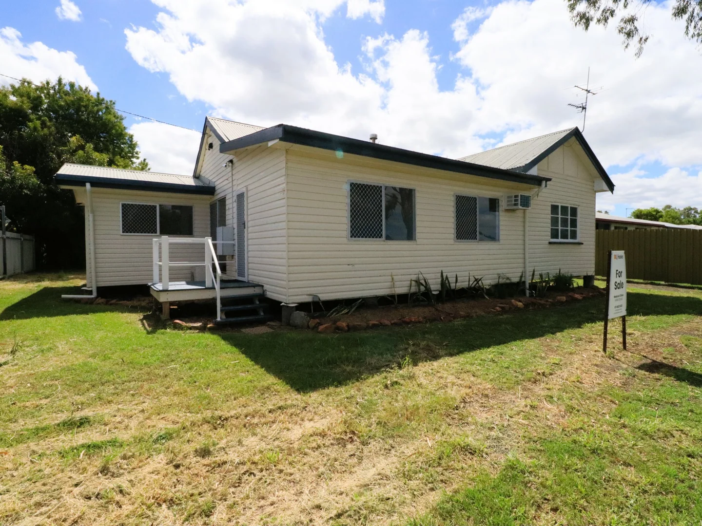Additional image 2 of 38 Ronald Street, Injune QLD 4454