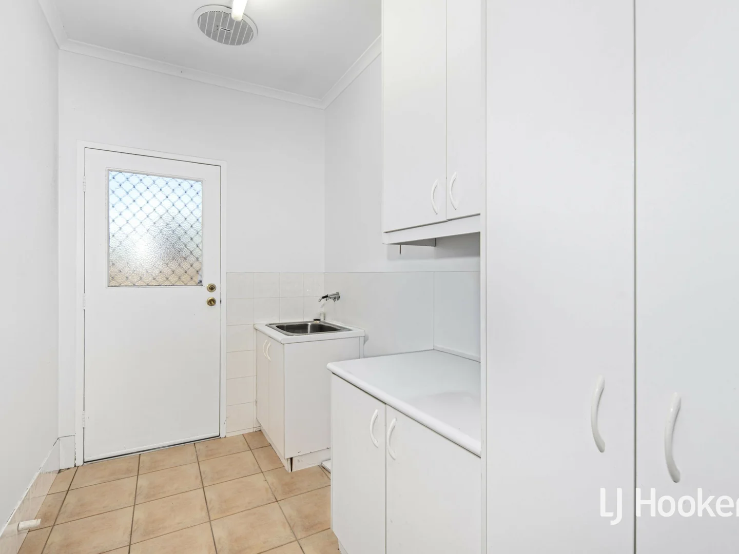 Additional image 13 of 2 Kempeana Crescent, Araluen NT 0870