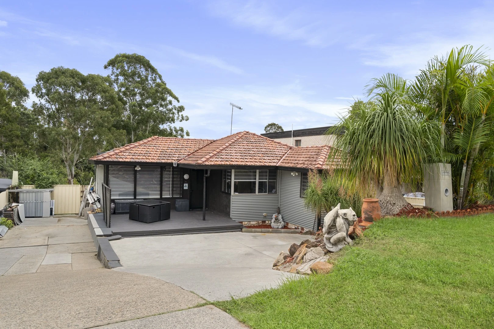5 Bingara Road, Macquarie Fields NSW 2564