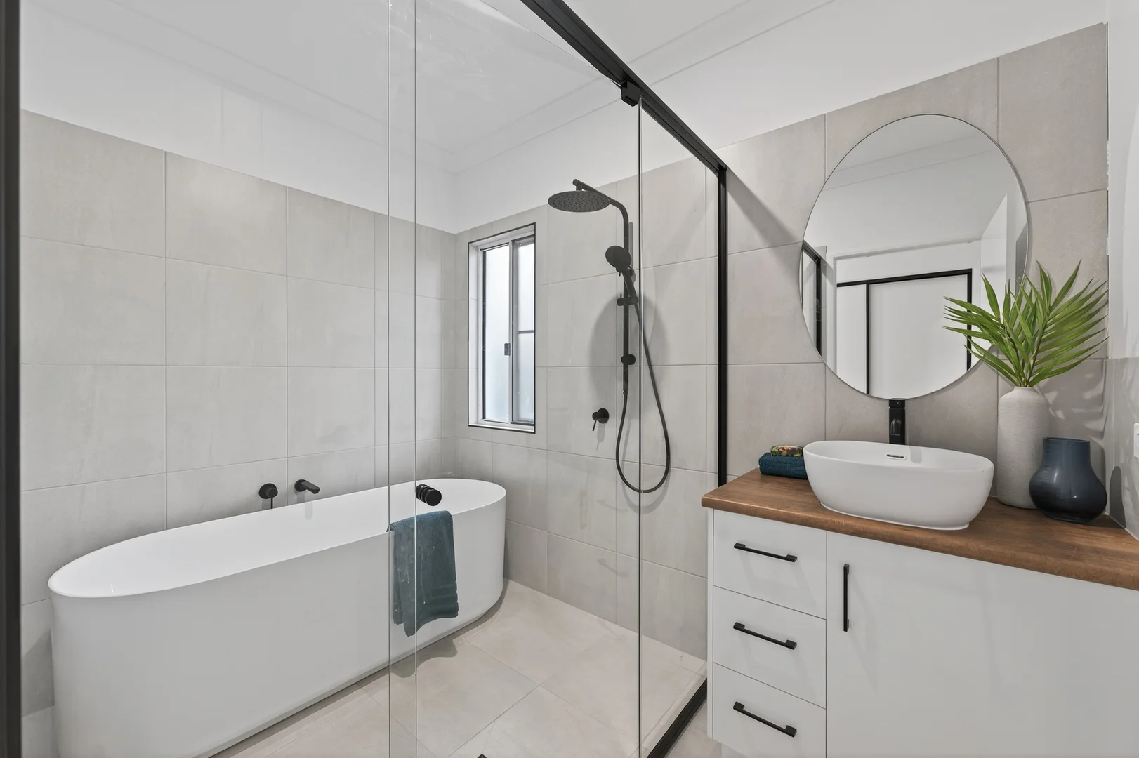 Additional image 15 of 295 Ocean Parade, Balgal Beach QLD 4816