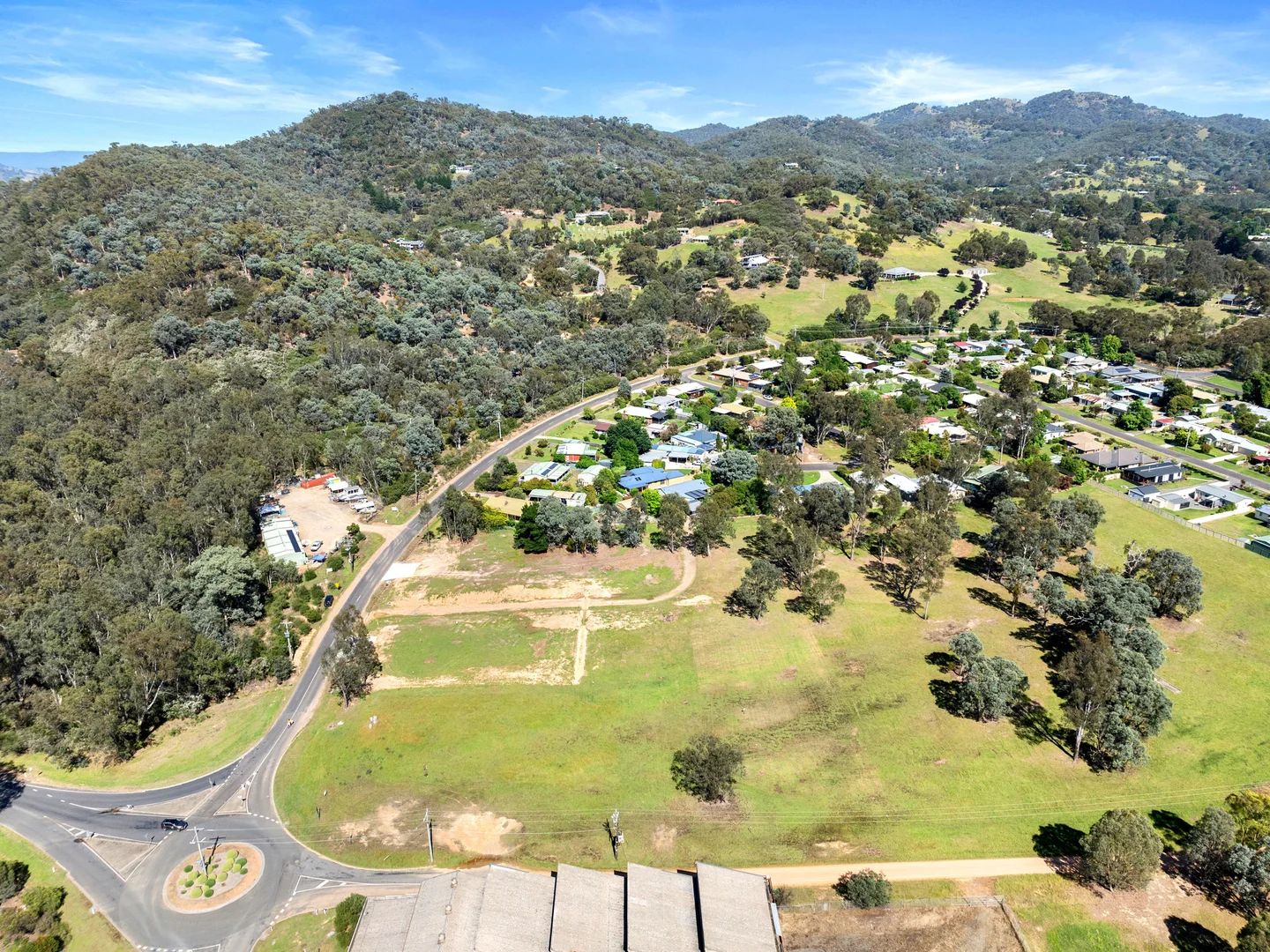 Additional image 18 of 1-4 South Crescent, Eildon VIC 3713