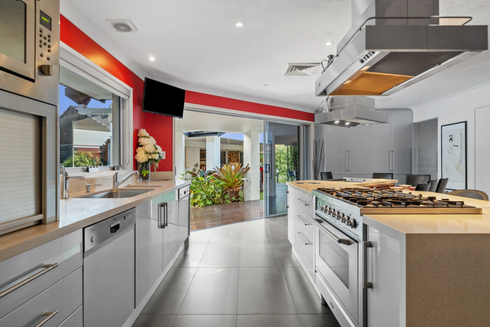 Additional image 18 of 728 Nerang Broadbeach Road, Carrara QLD 4211