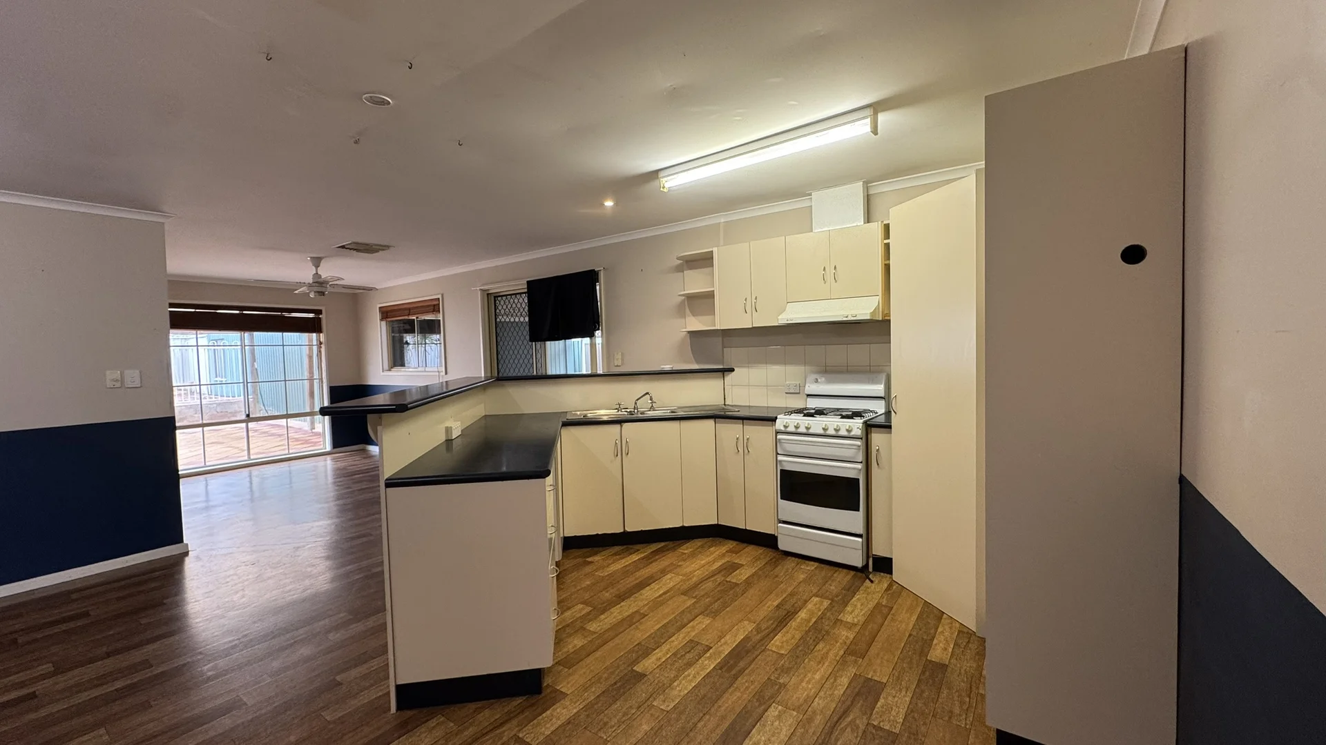 Additional image 9 of 46 Stuart Rd, Roxby Downs SA 5725